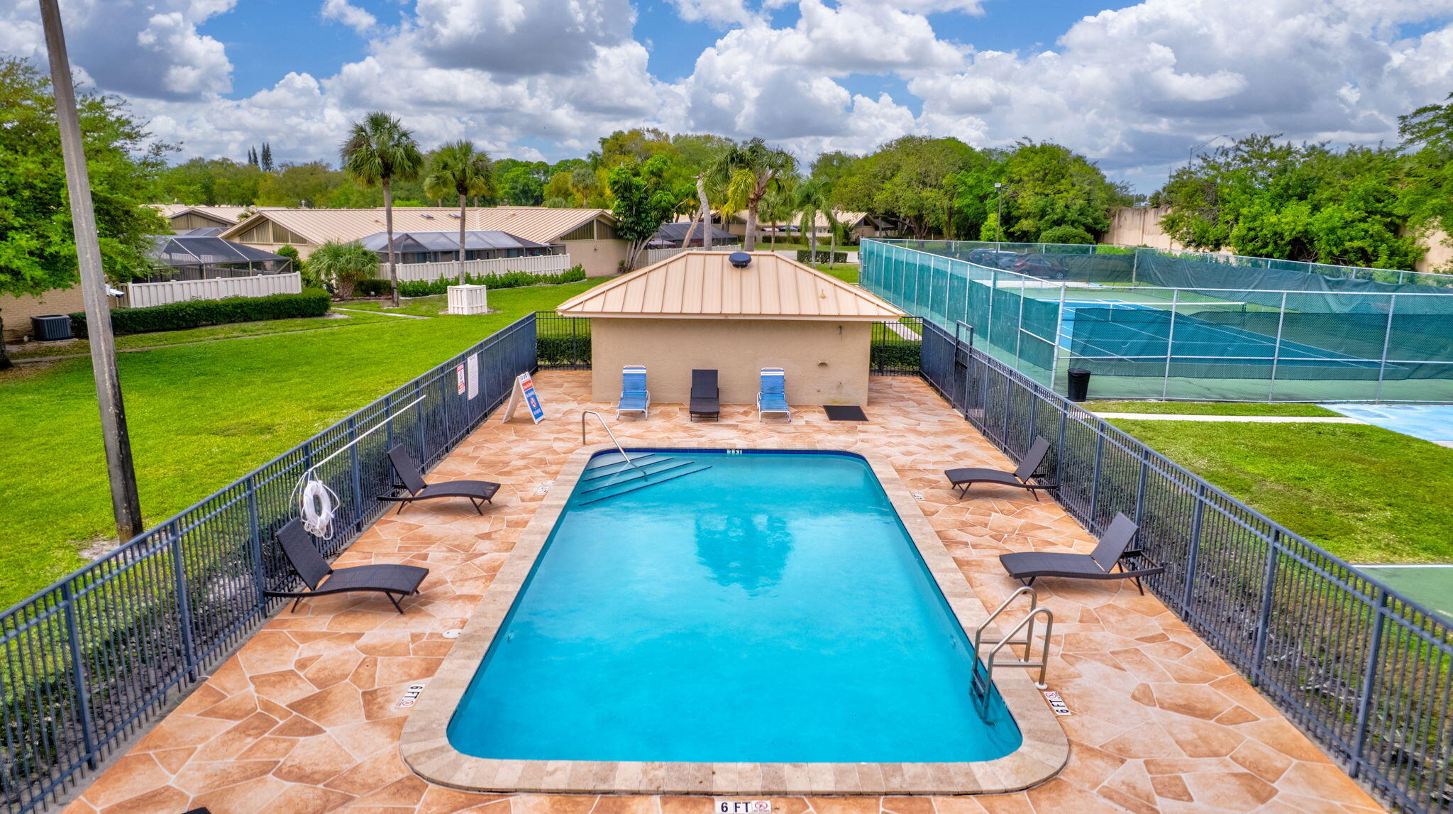 5763 Golden Eagle Circle