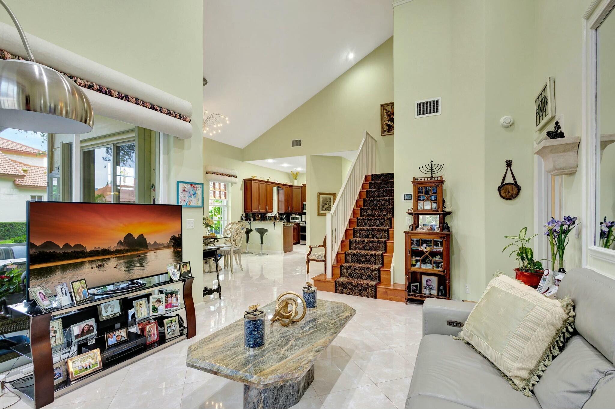 122 Spyglass Way