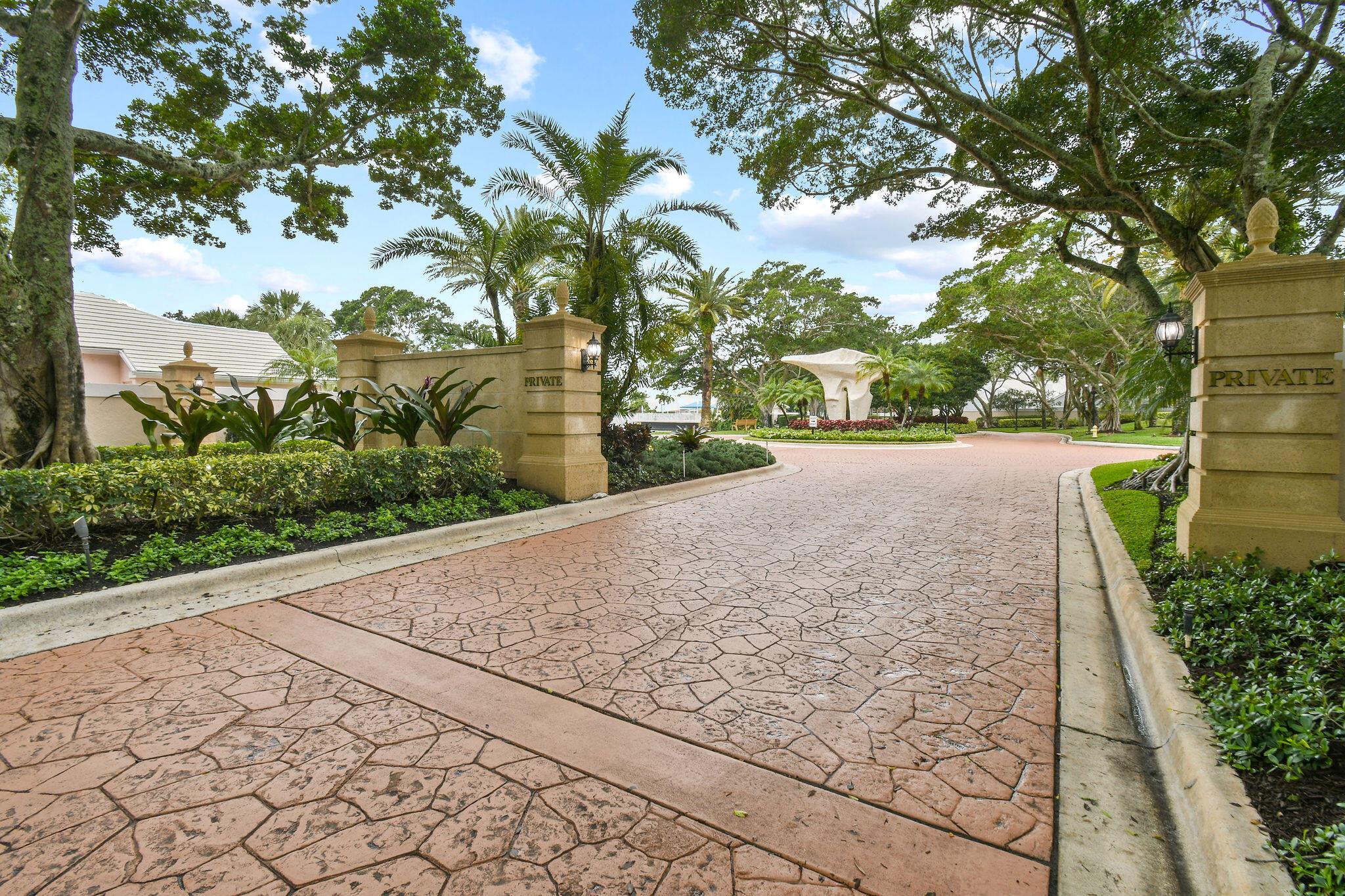 61 Dorchester Circle