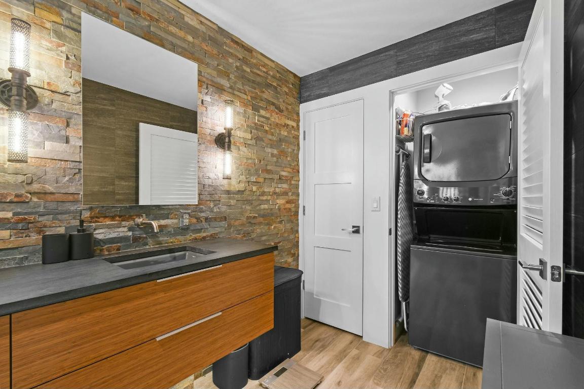 801 N Anchorage Drive