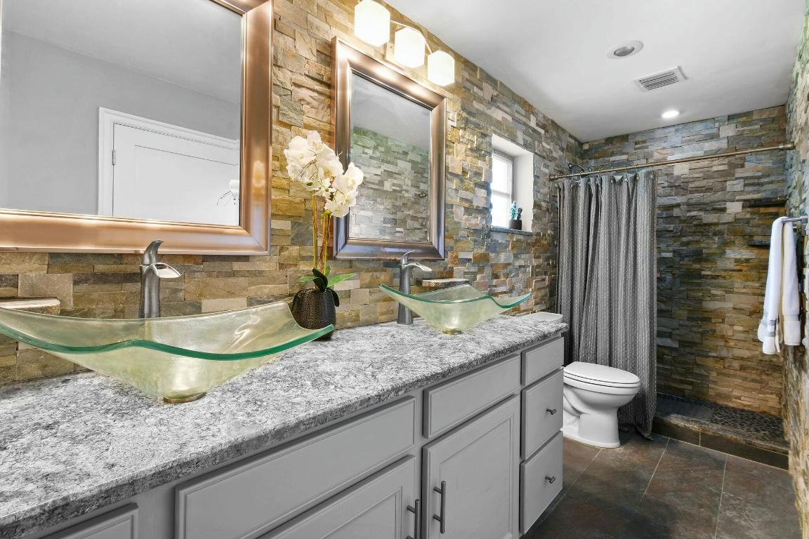 801 N Anchorage Drive