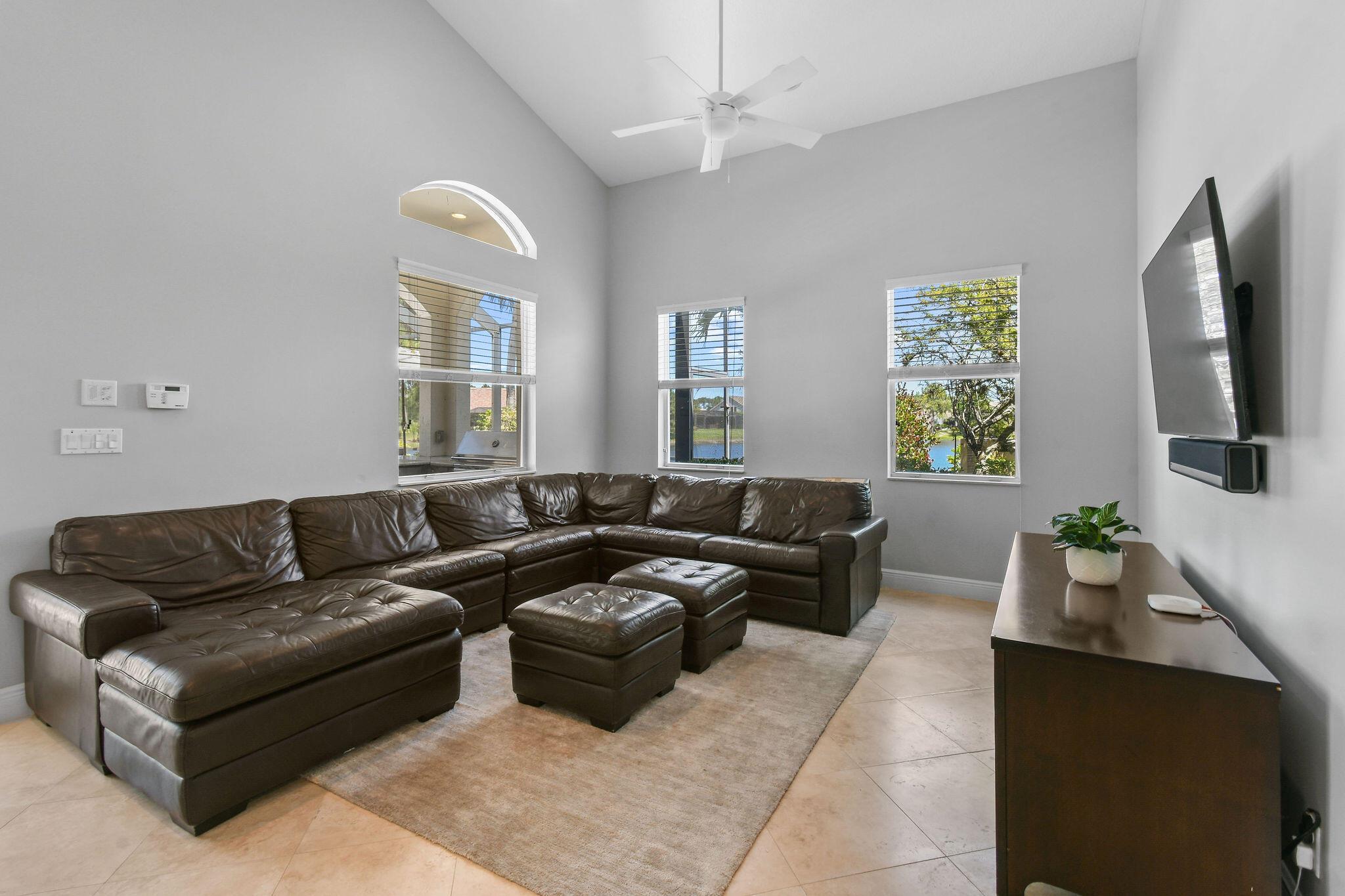 869 SW Habitat Lane