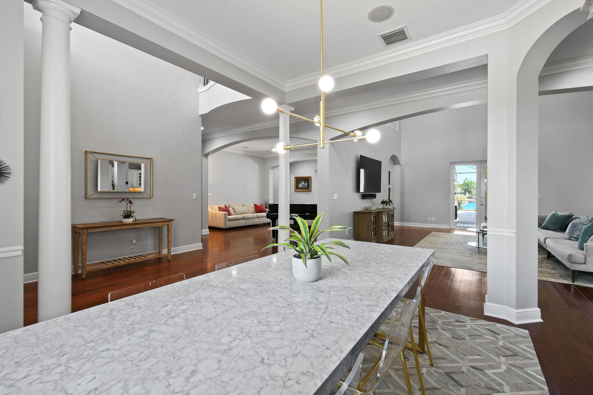 869 SW Habitat Lane