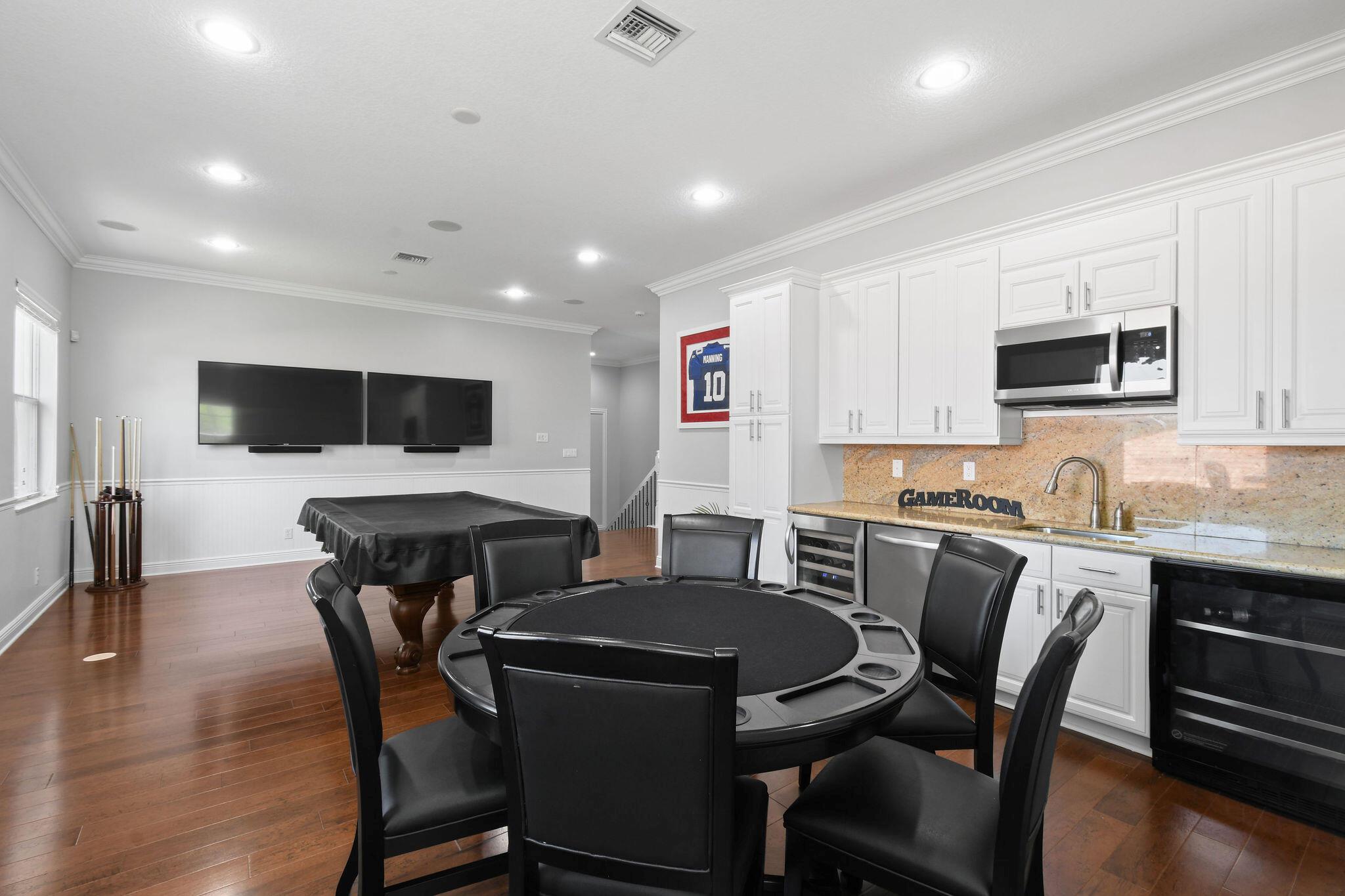 869 SW Habitat Lane