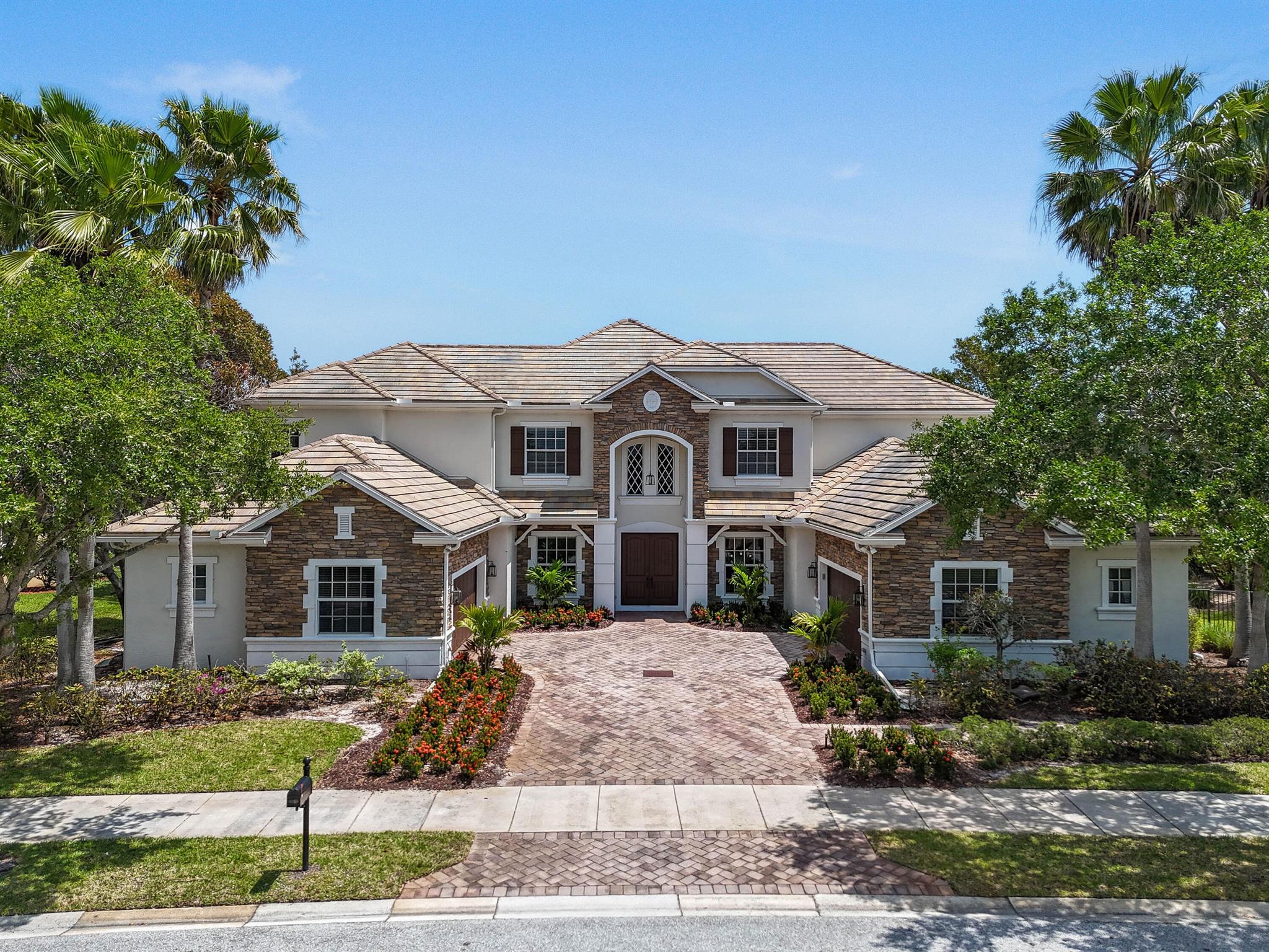 869 SW Habitat Lane