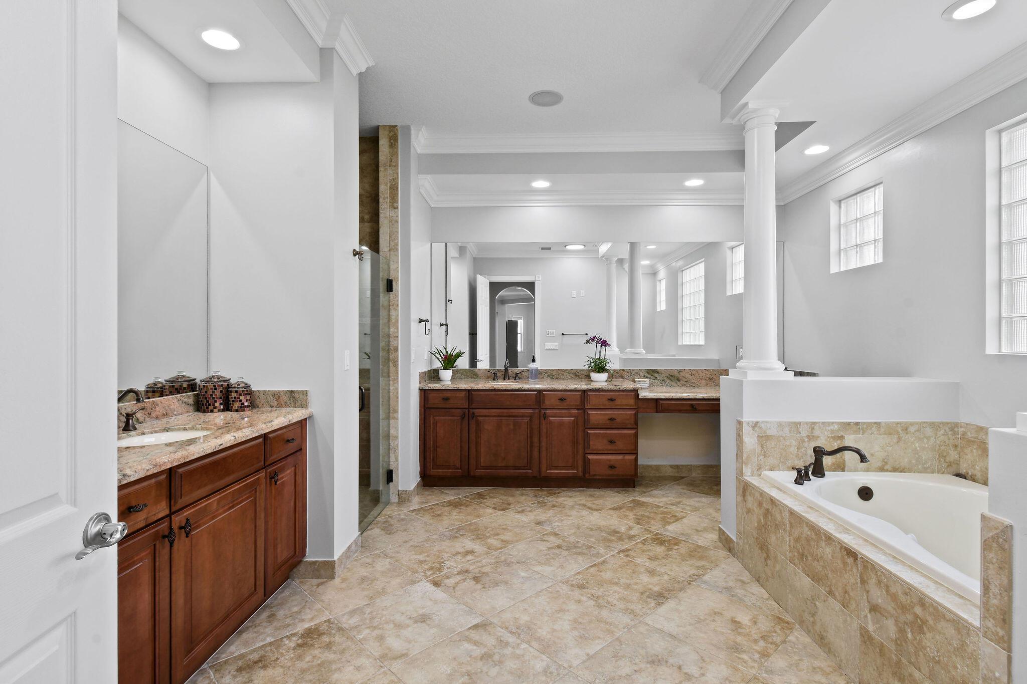 869 SW Habitat Lane