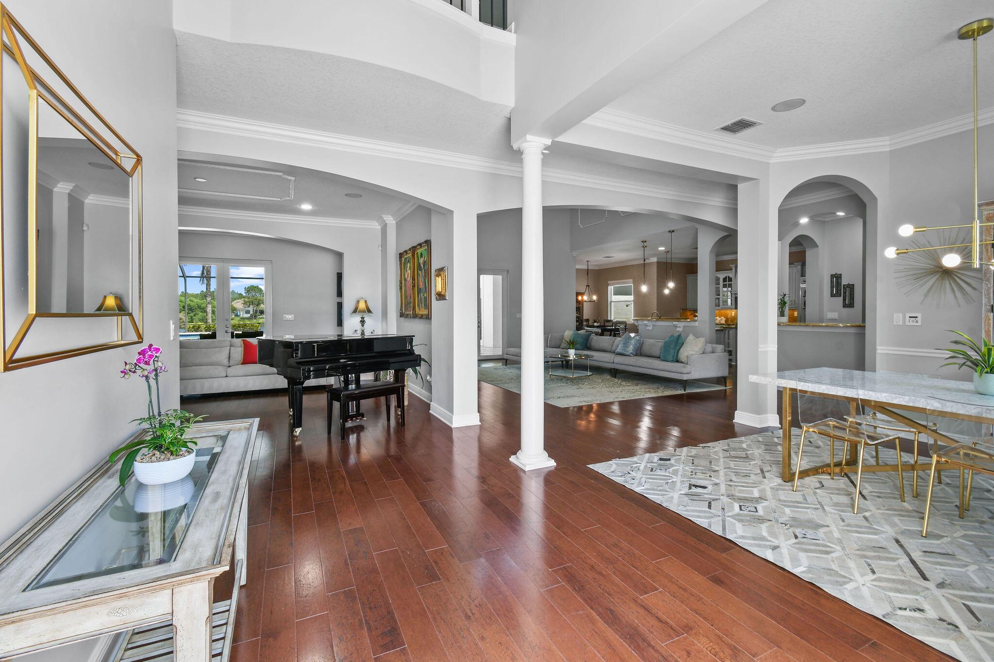 869 SW Habitat Lane