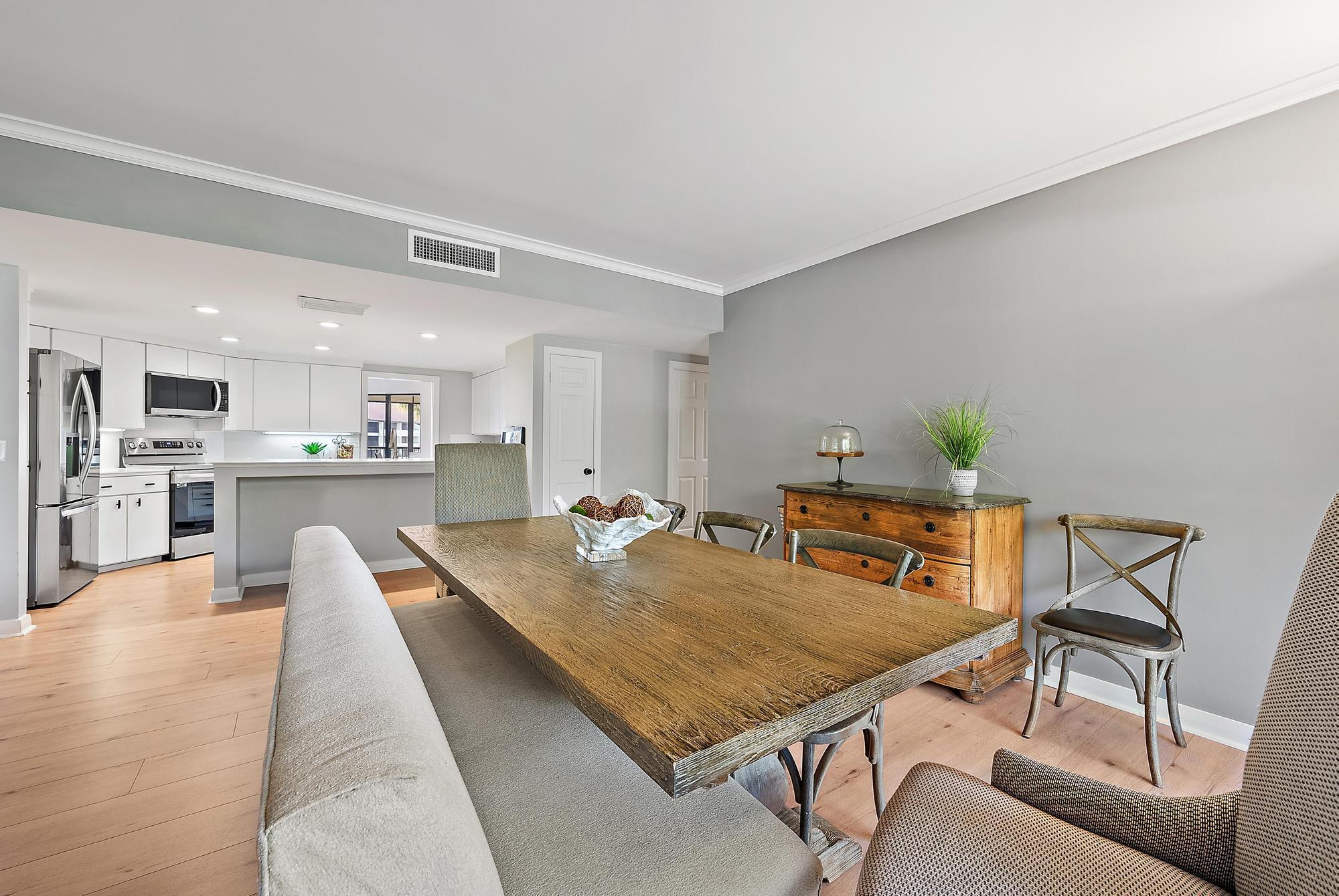 1124 Marine Way W D2r + Boat Slip 19