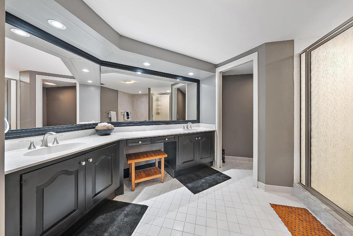 1124 Marine Way W D2r + Boat Slip 19