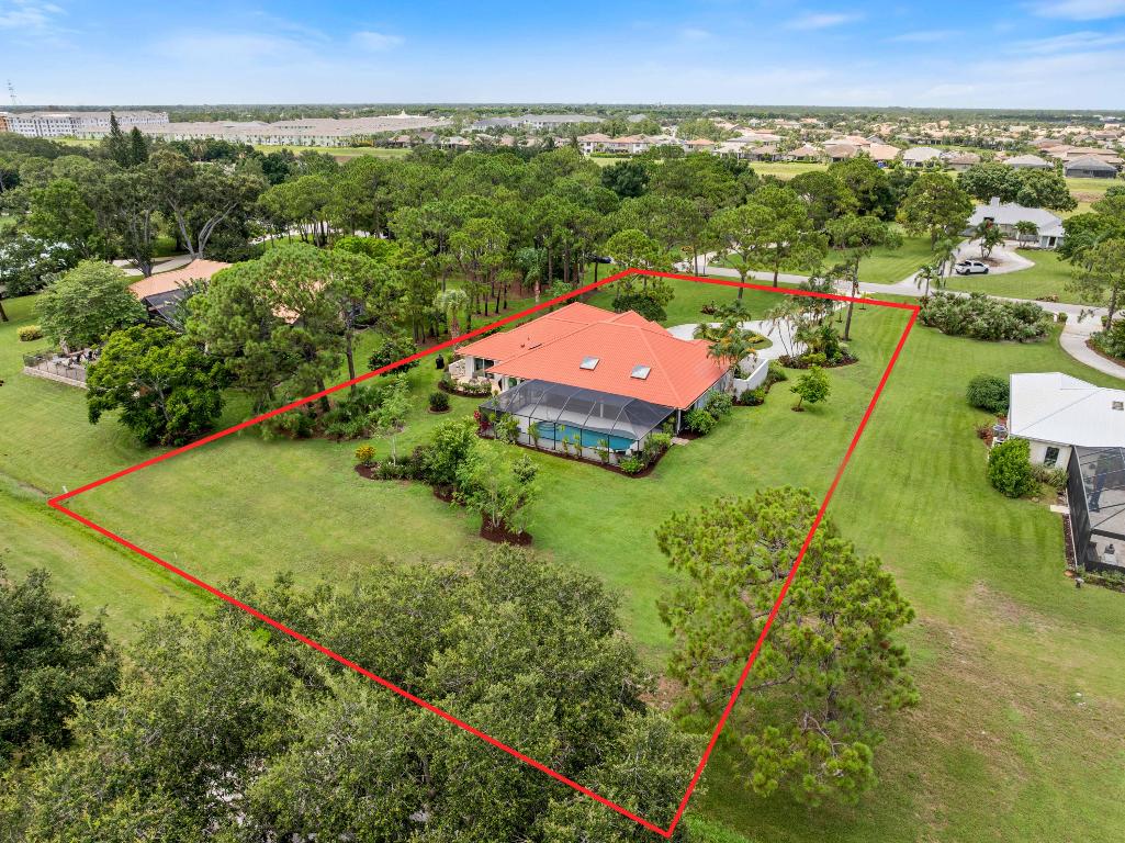 4902 SW Bimini Circle N