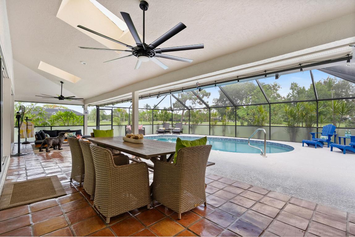 4902 SW Bimini Circle N