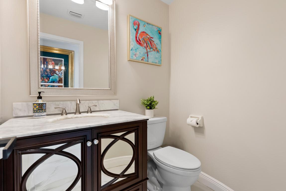 4902 SW Bimini Circle N