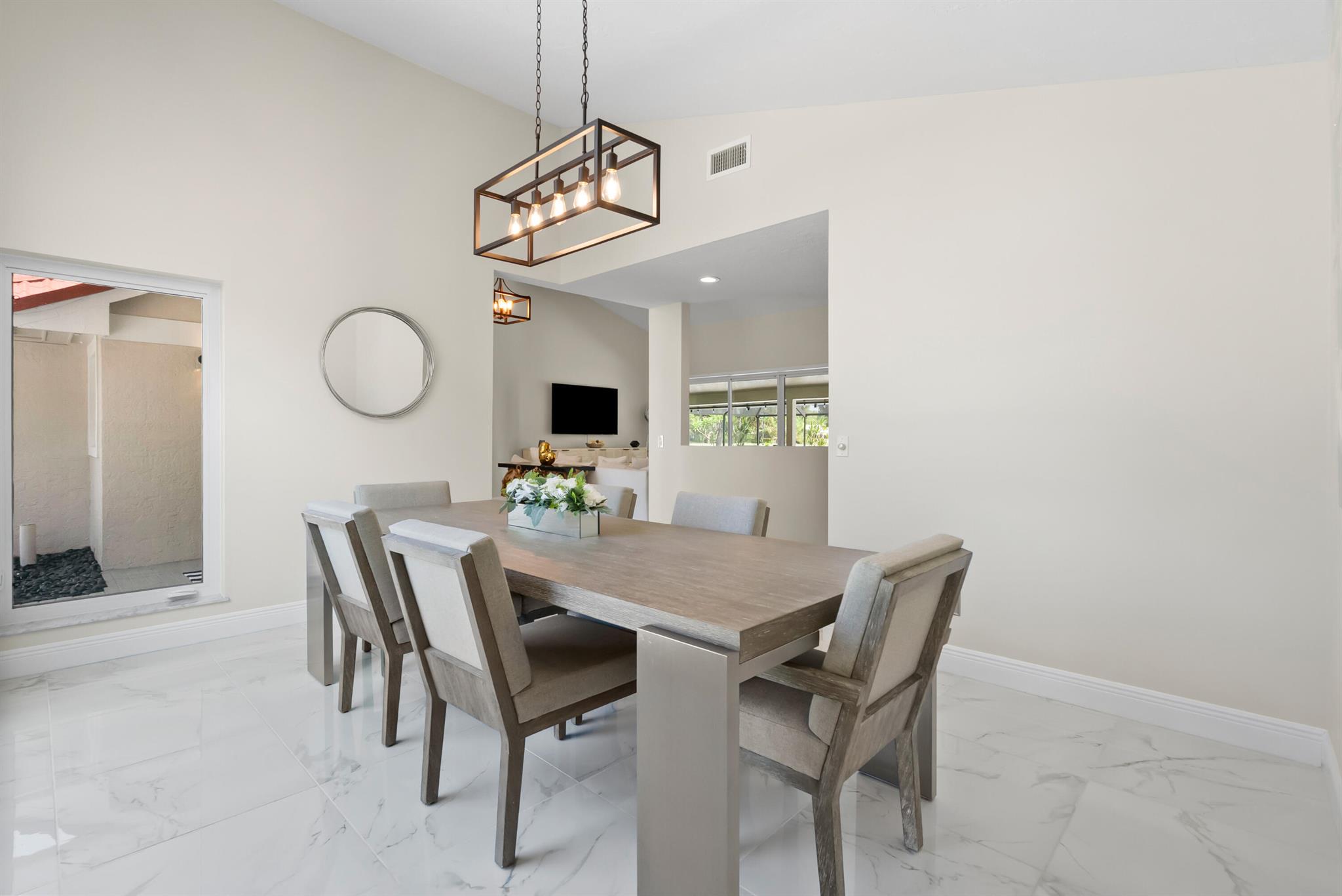 4902 SW Bimini Circle N