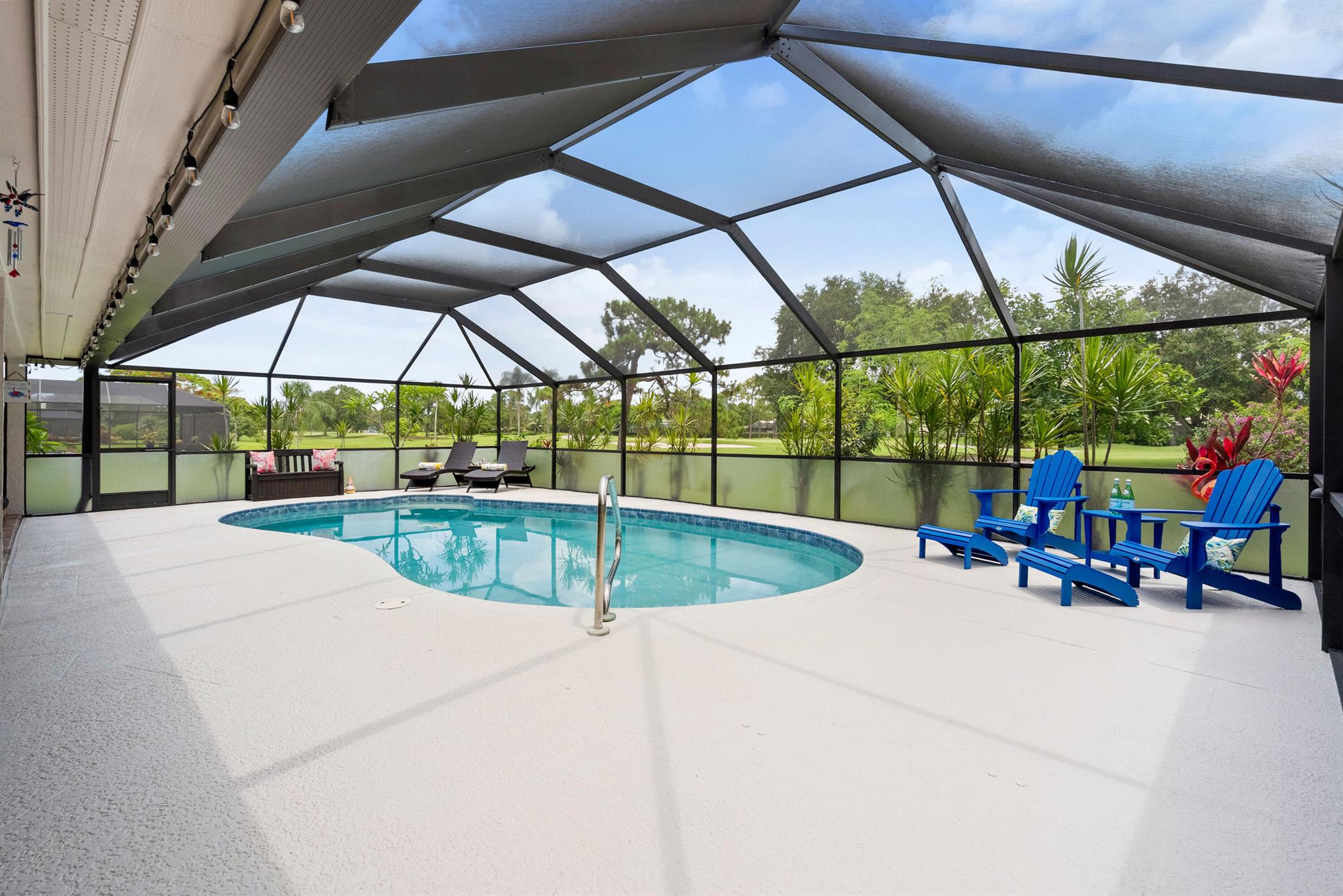 4902 SW Bimini Circle N