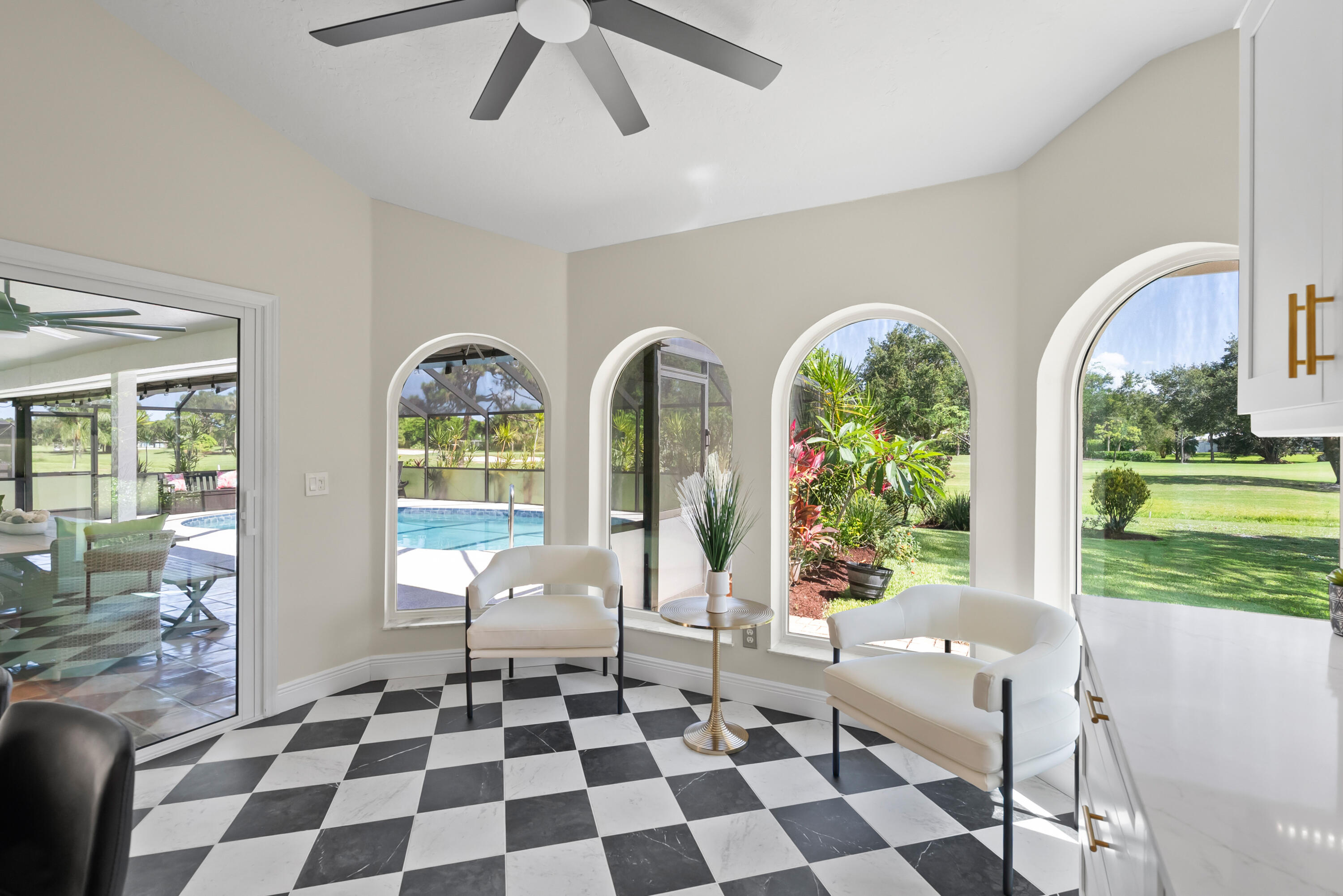 4902 SW Bimini Circle N