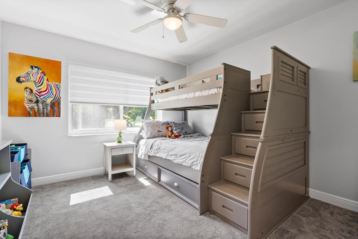 4902 SW Bimini Circle N