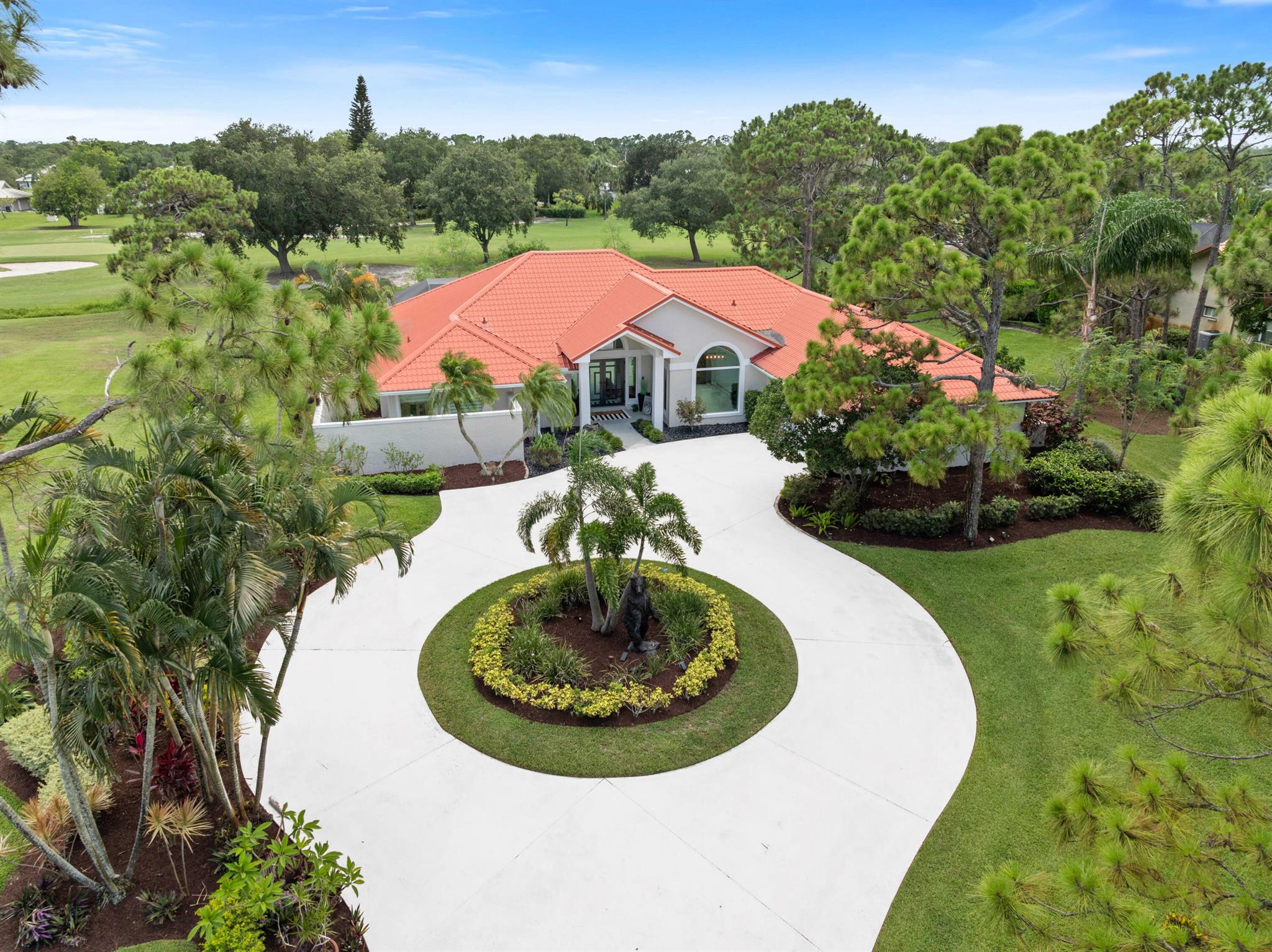 4902 SW Bimini Circle N