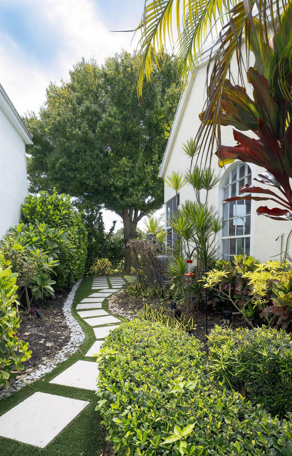 18157 SE Fairview Circle