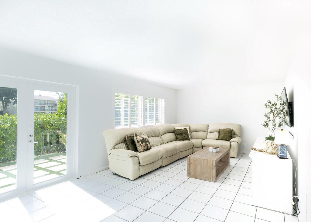 18157 SE Fairview Circle