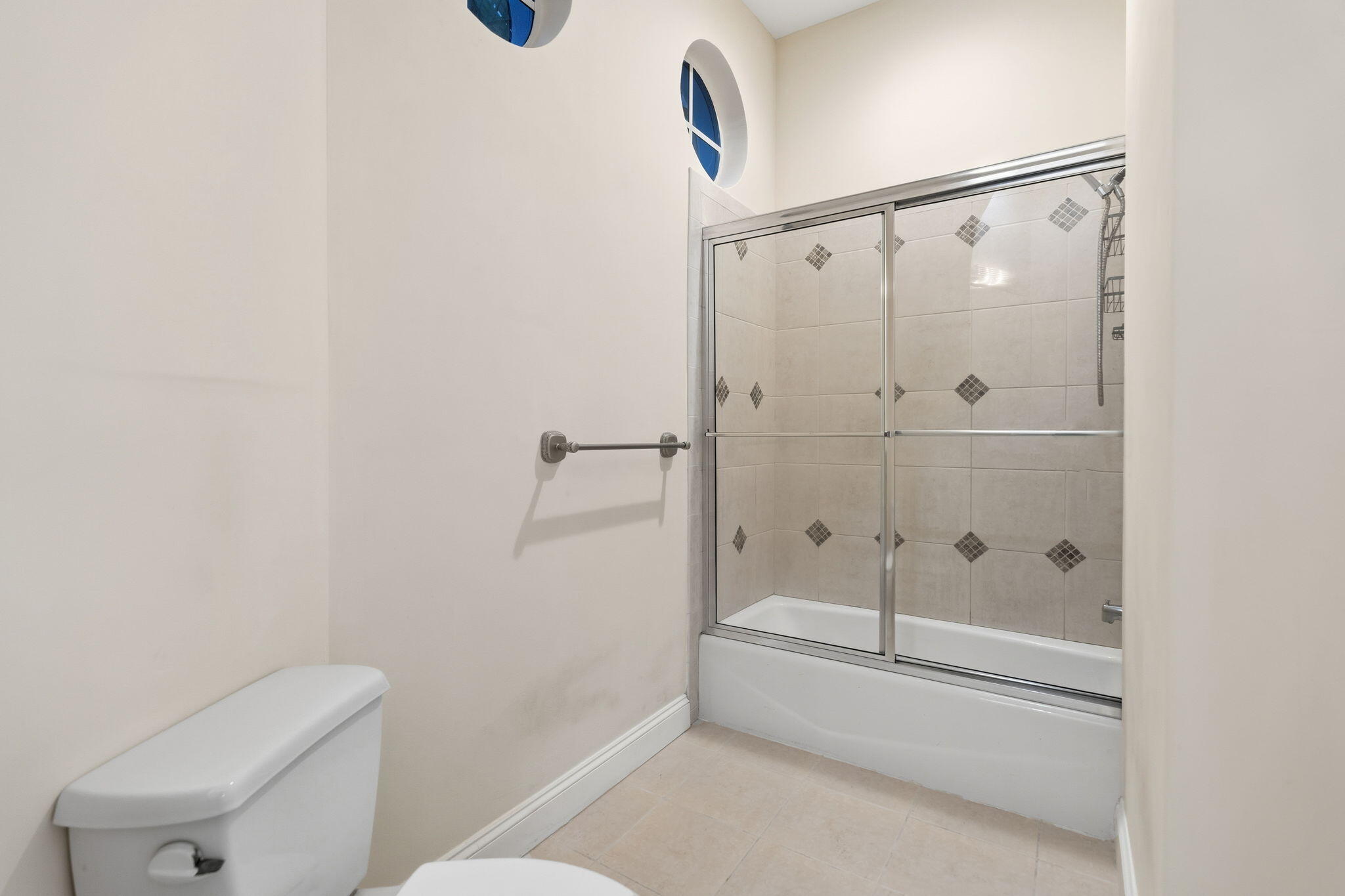 18499 SE Palm Island Lane