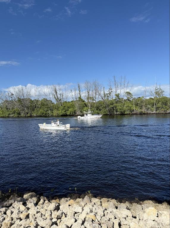 18499 SE Palm Island Lane