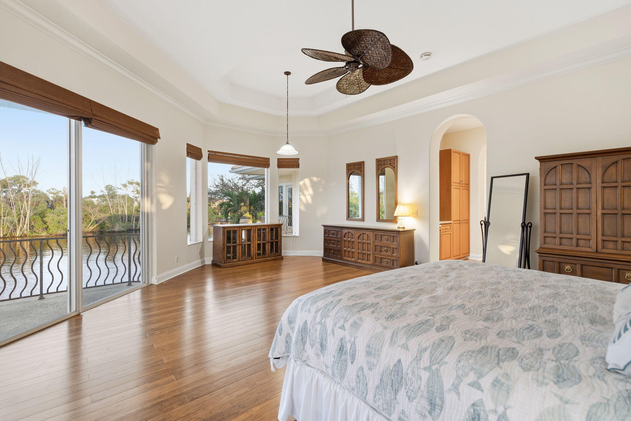 18499 SE Palm Island Lane