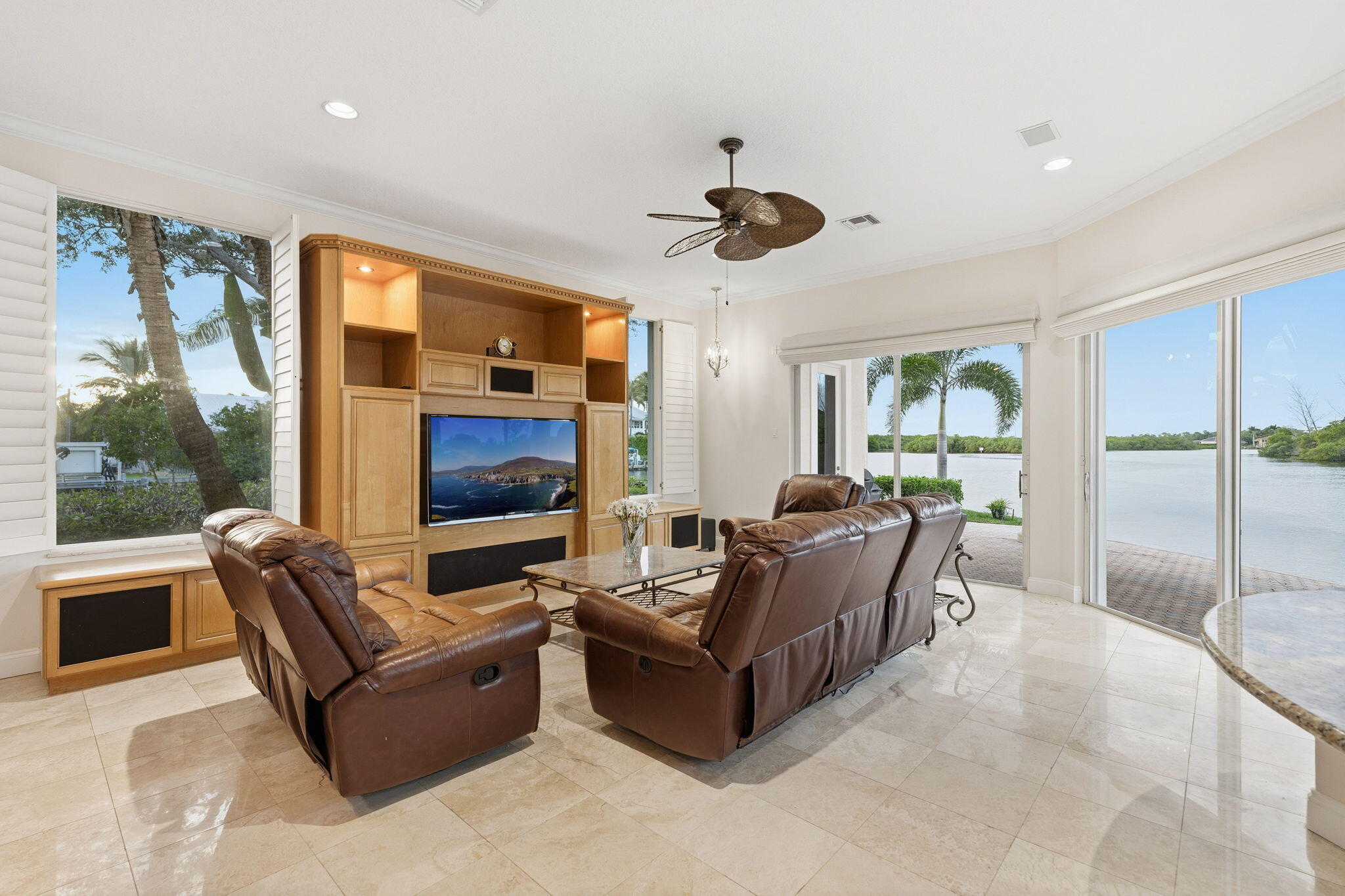 18499 SE Palm Island Lane