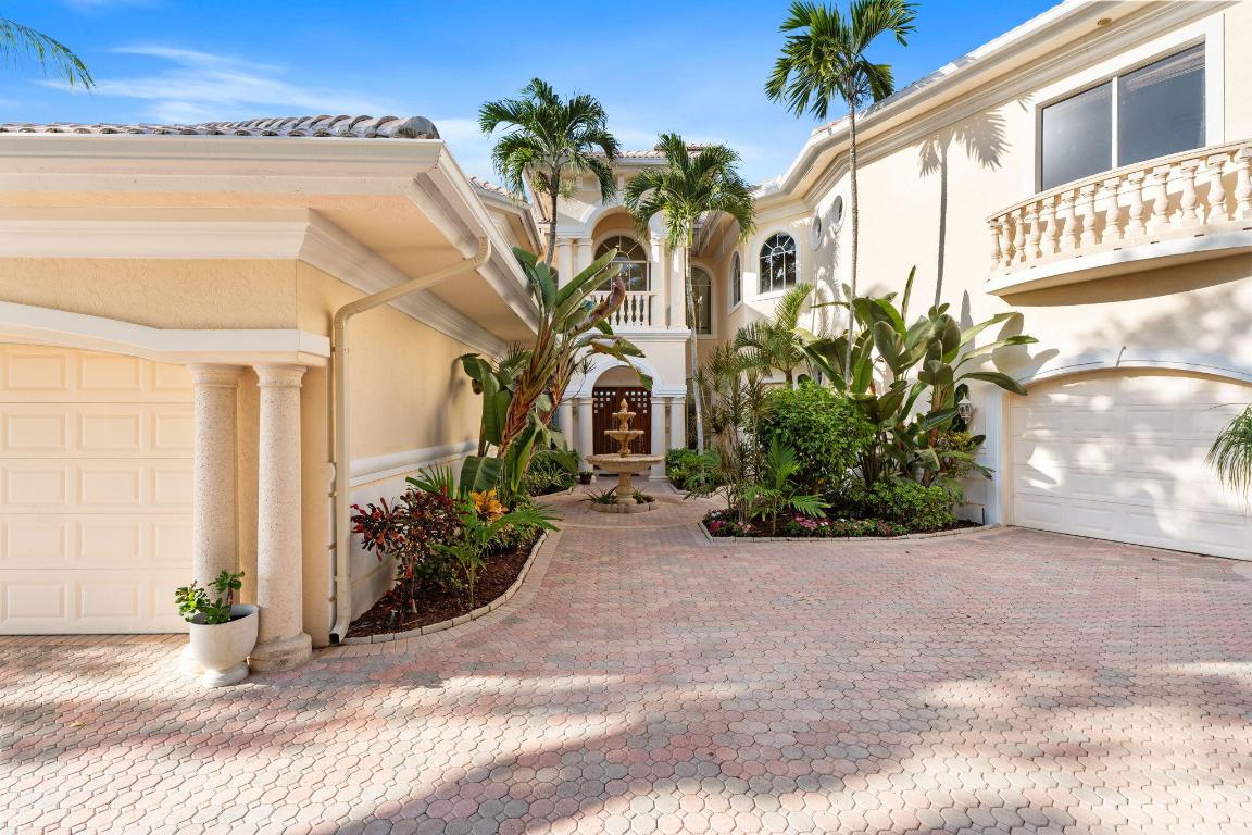 18499 SE Palm Island Lane