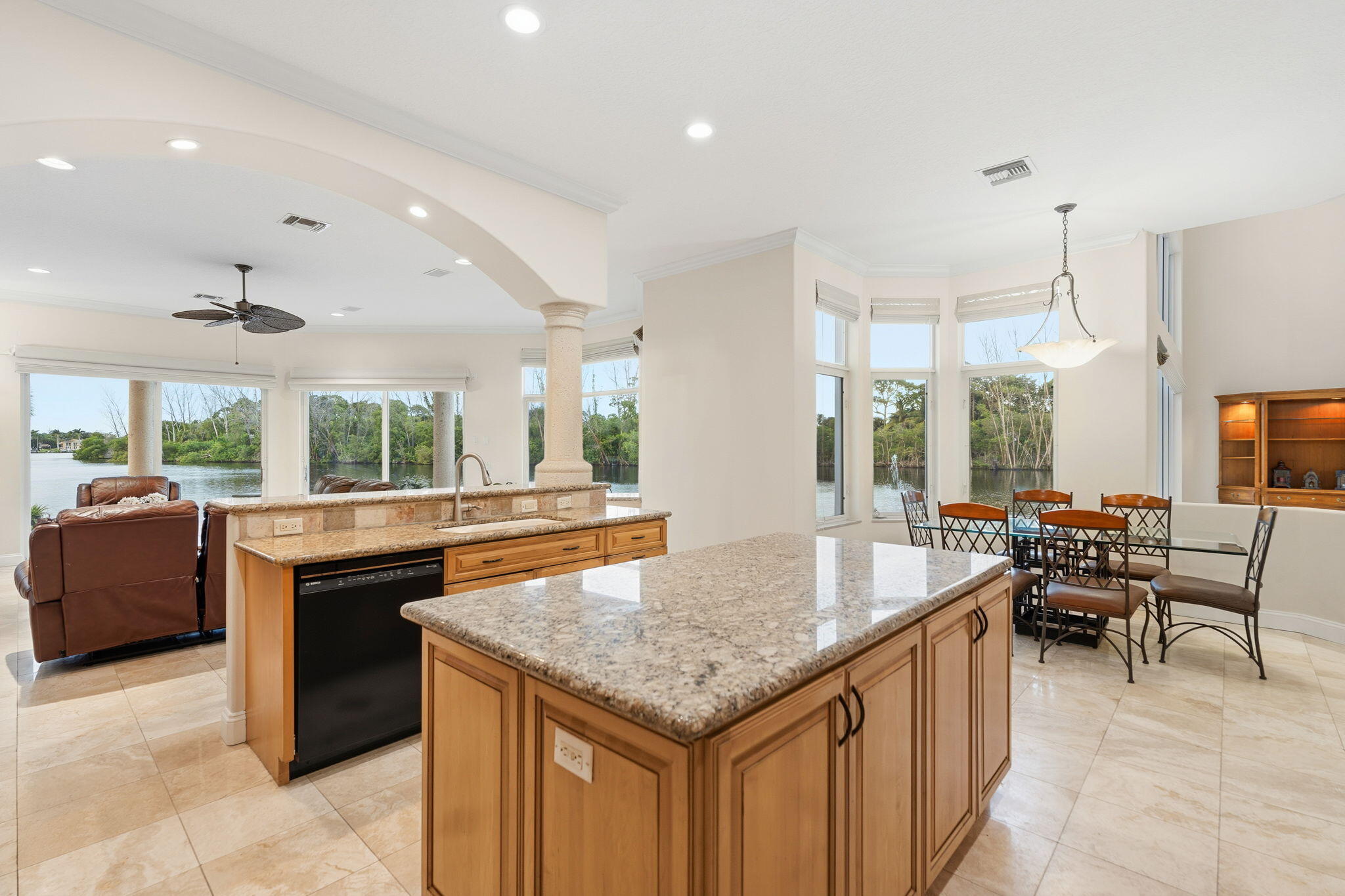 18499 SE Palm Island Lane