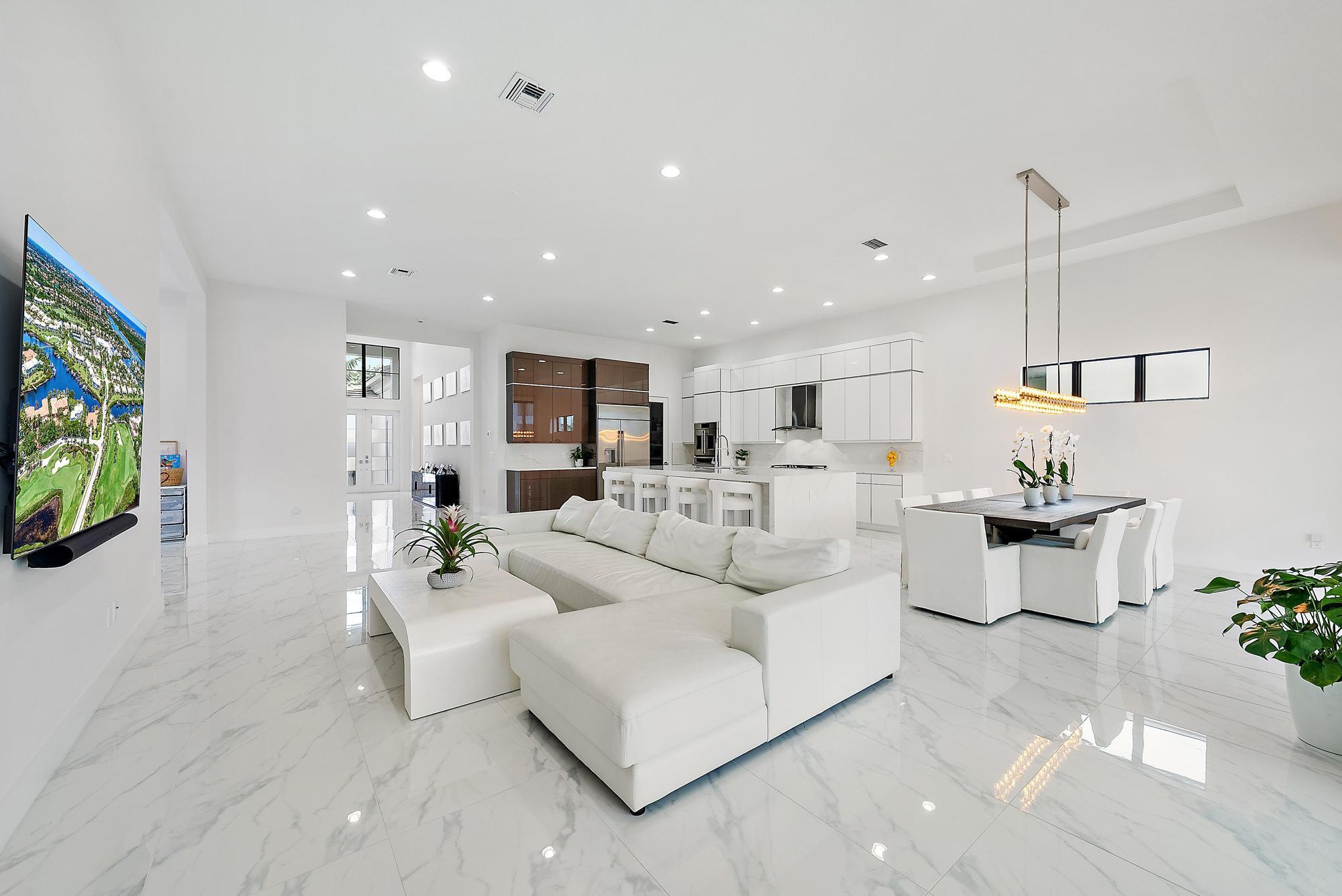 13159 Artisan Circle