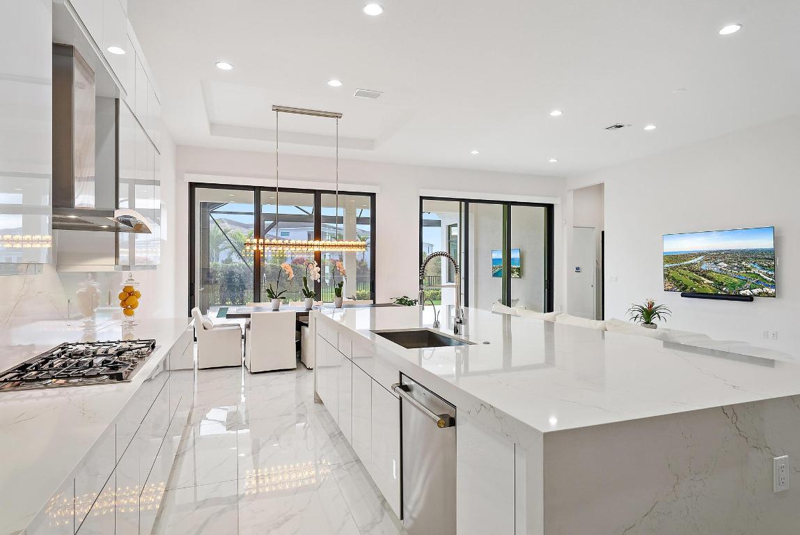 13159 Artisan Circle