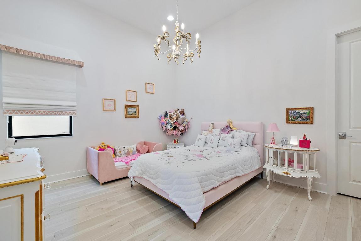 13159 Artisan Circle