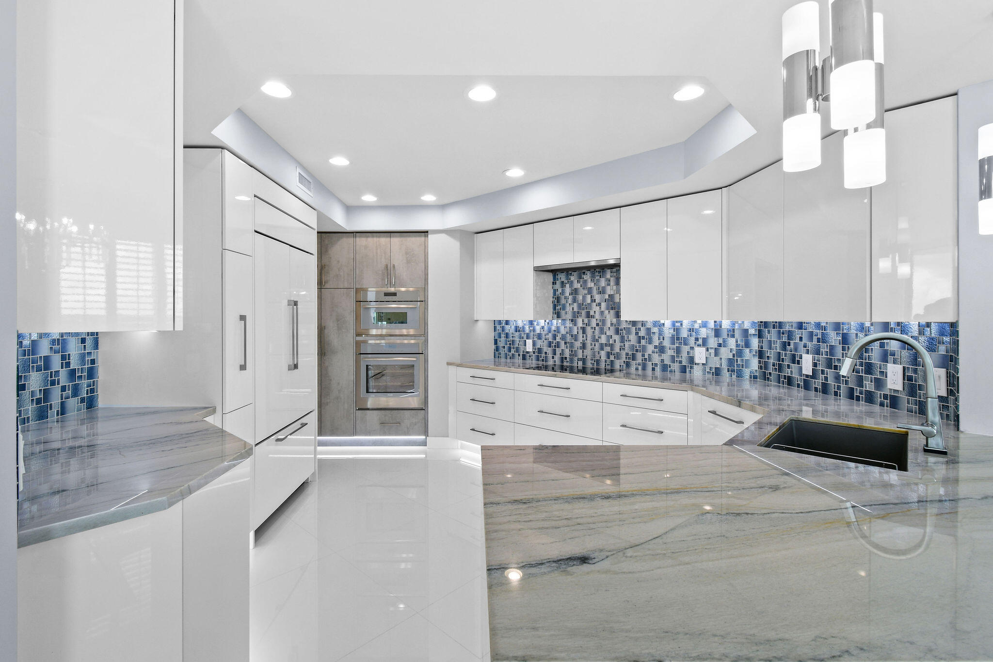 3610 Gardens Parkway 703a