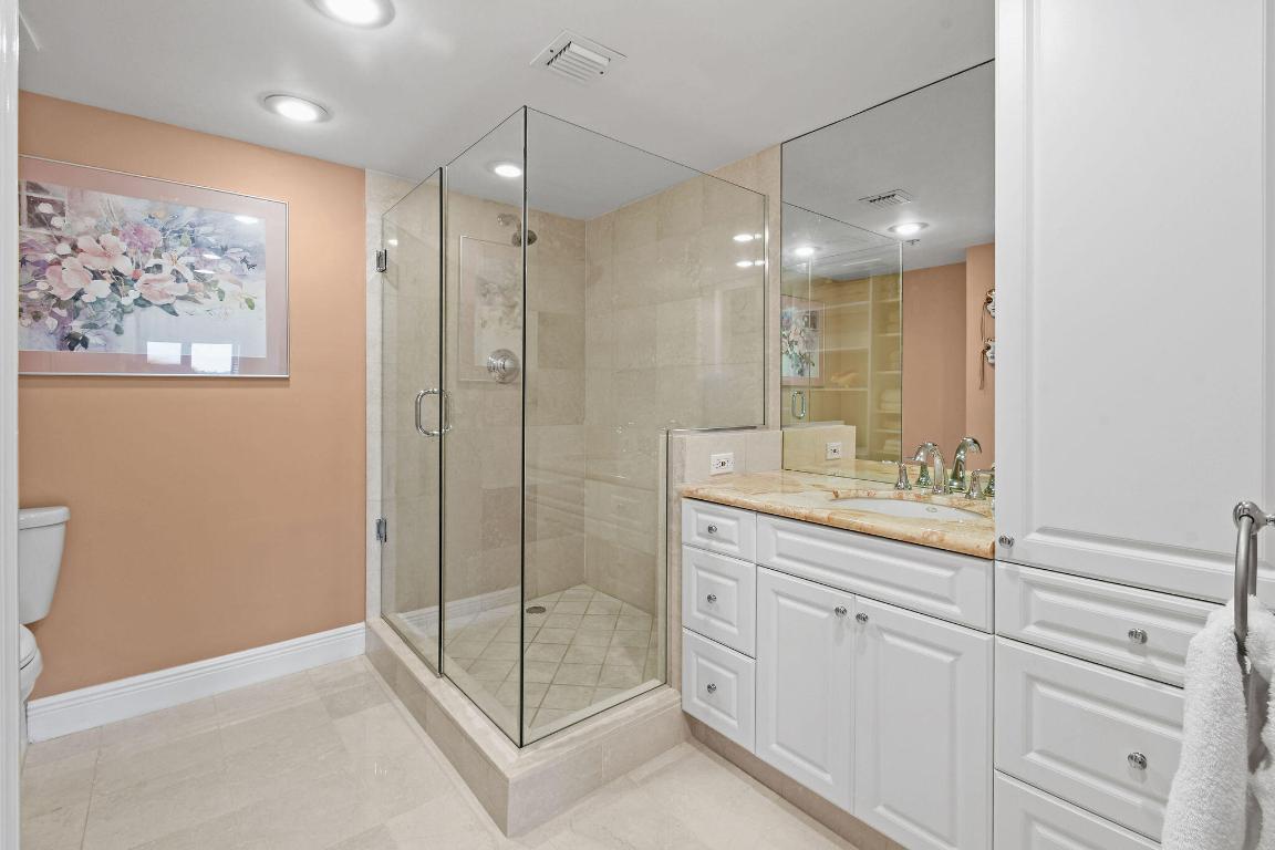 364 Golfview Road 506