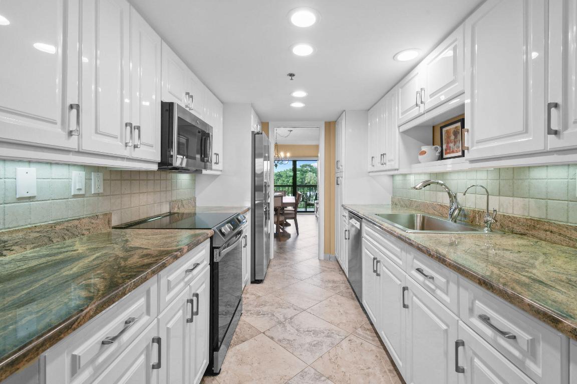 364 Golfview Road 506