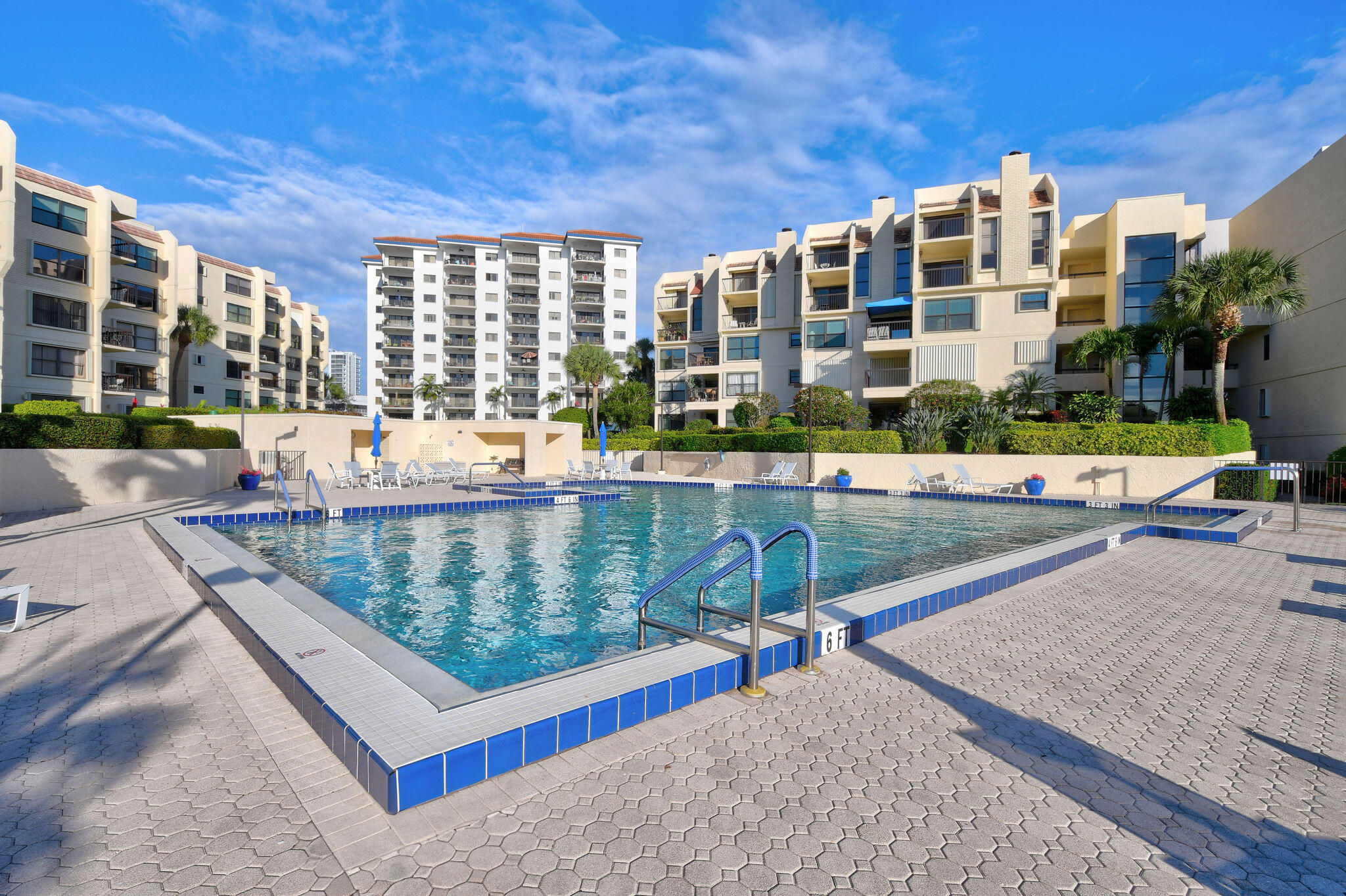 364 Golfview Road 506