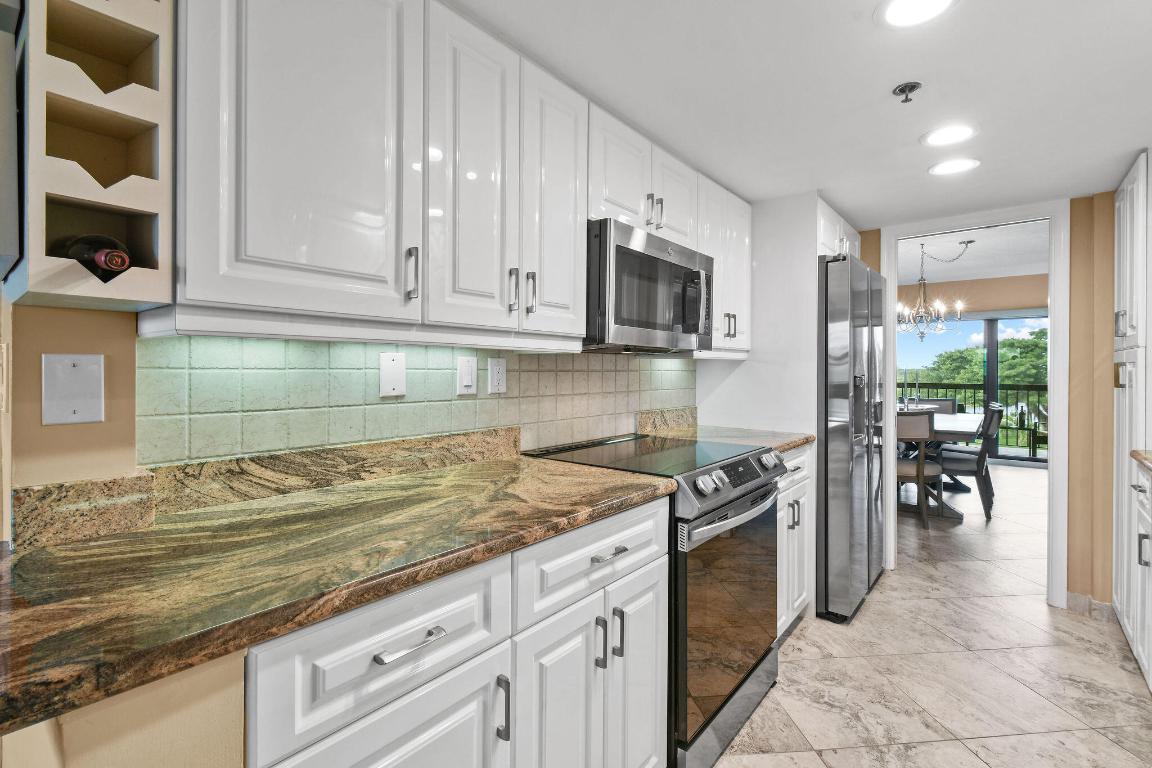 364 Golfview Road 506