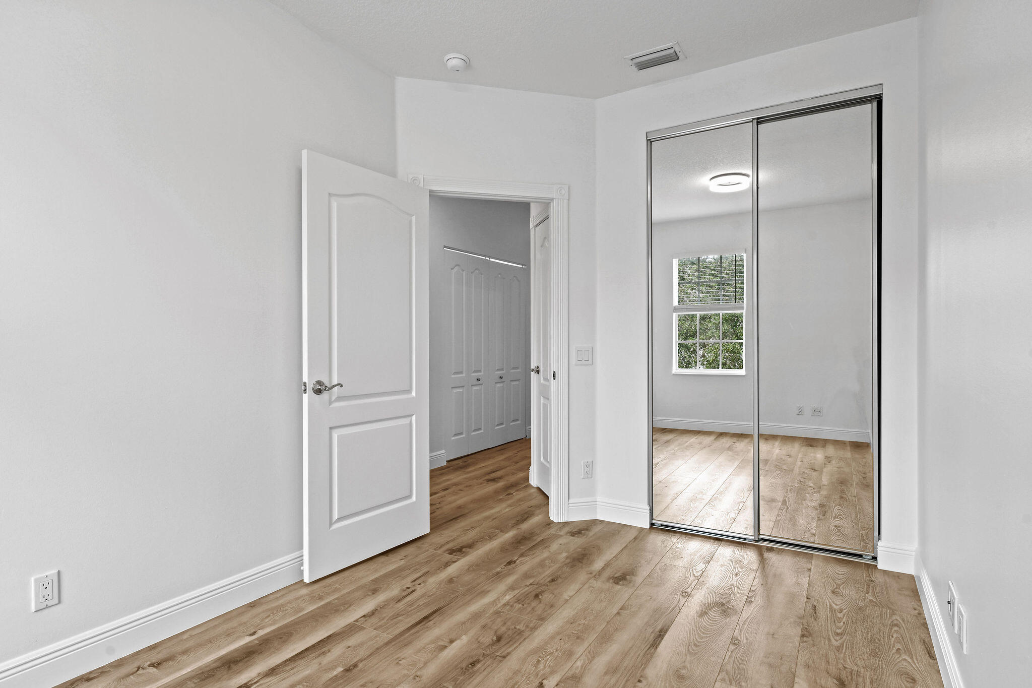 354 Jacaranda Drive