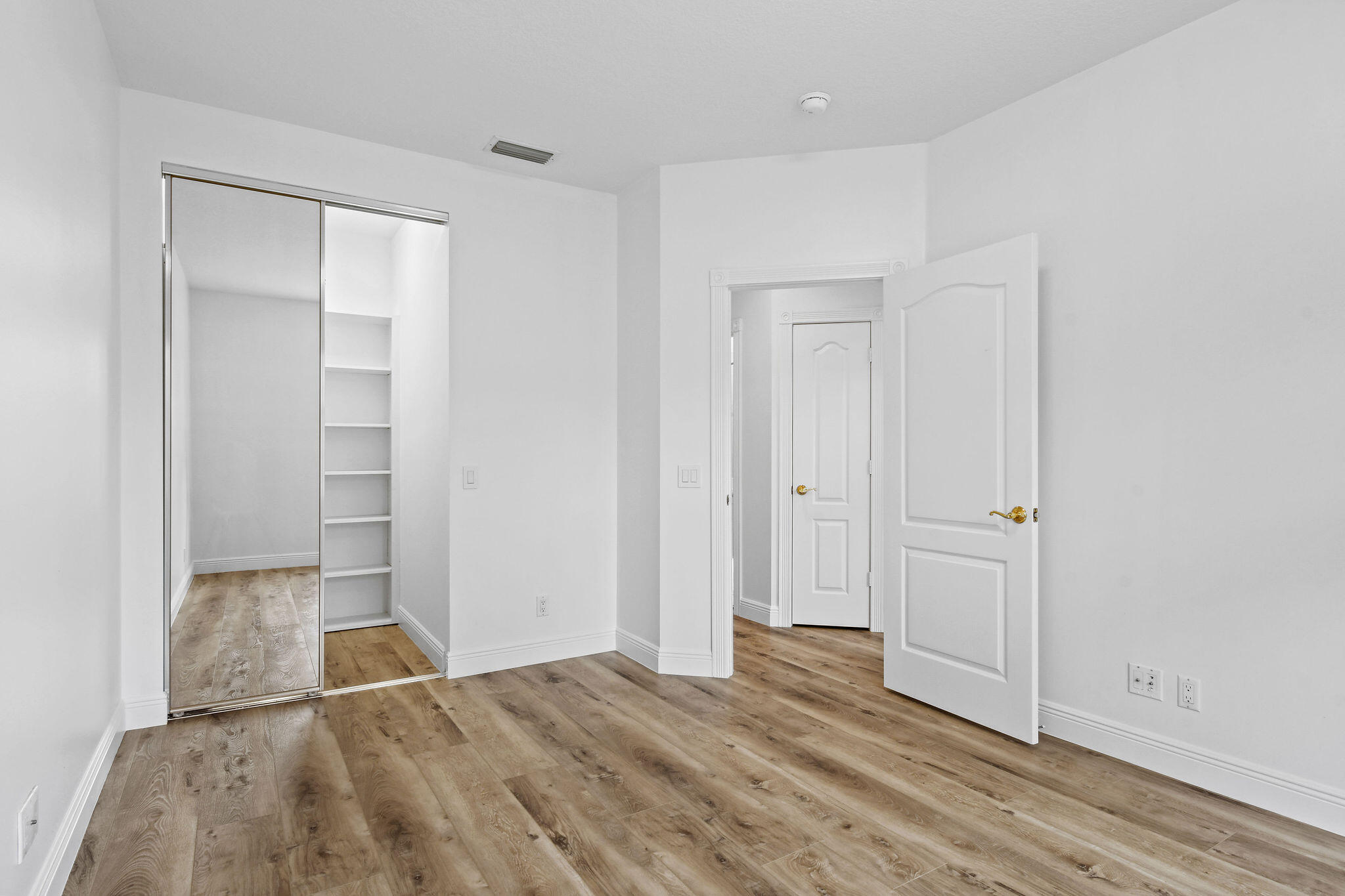 354 Jacaranda Drive
