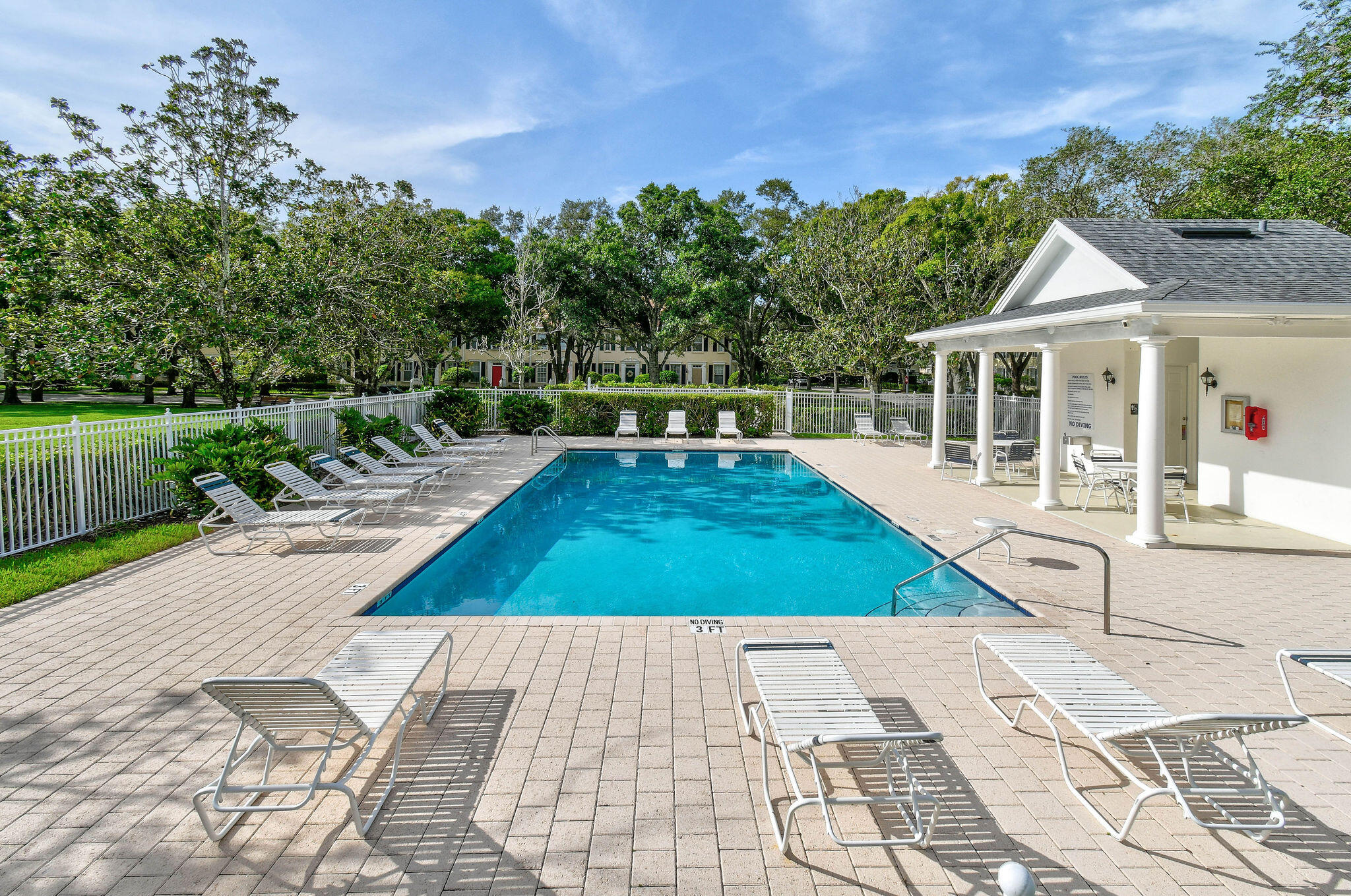 354 Jacaranda Drive