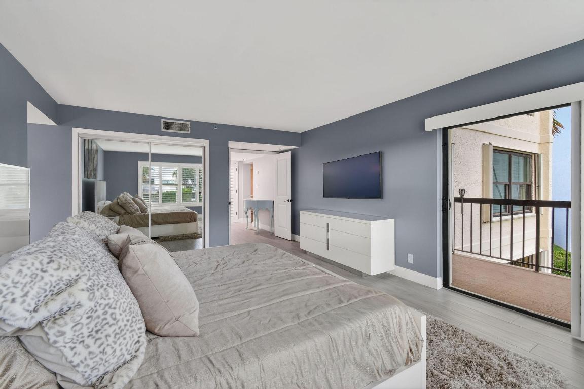 372 Golfview Road 201