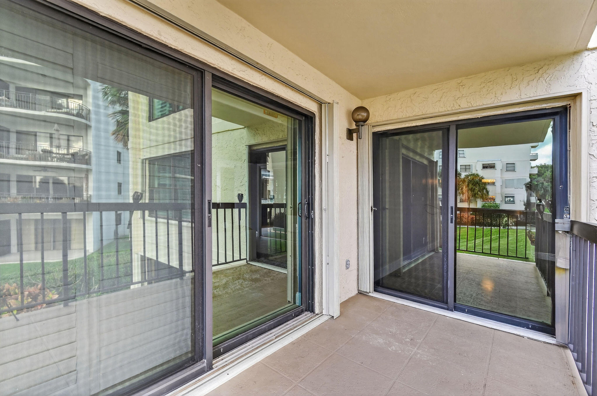 372 Golfview Road 201
