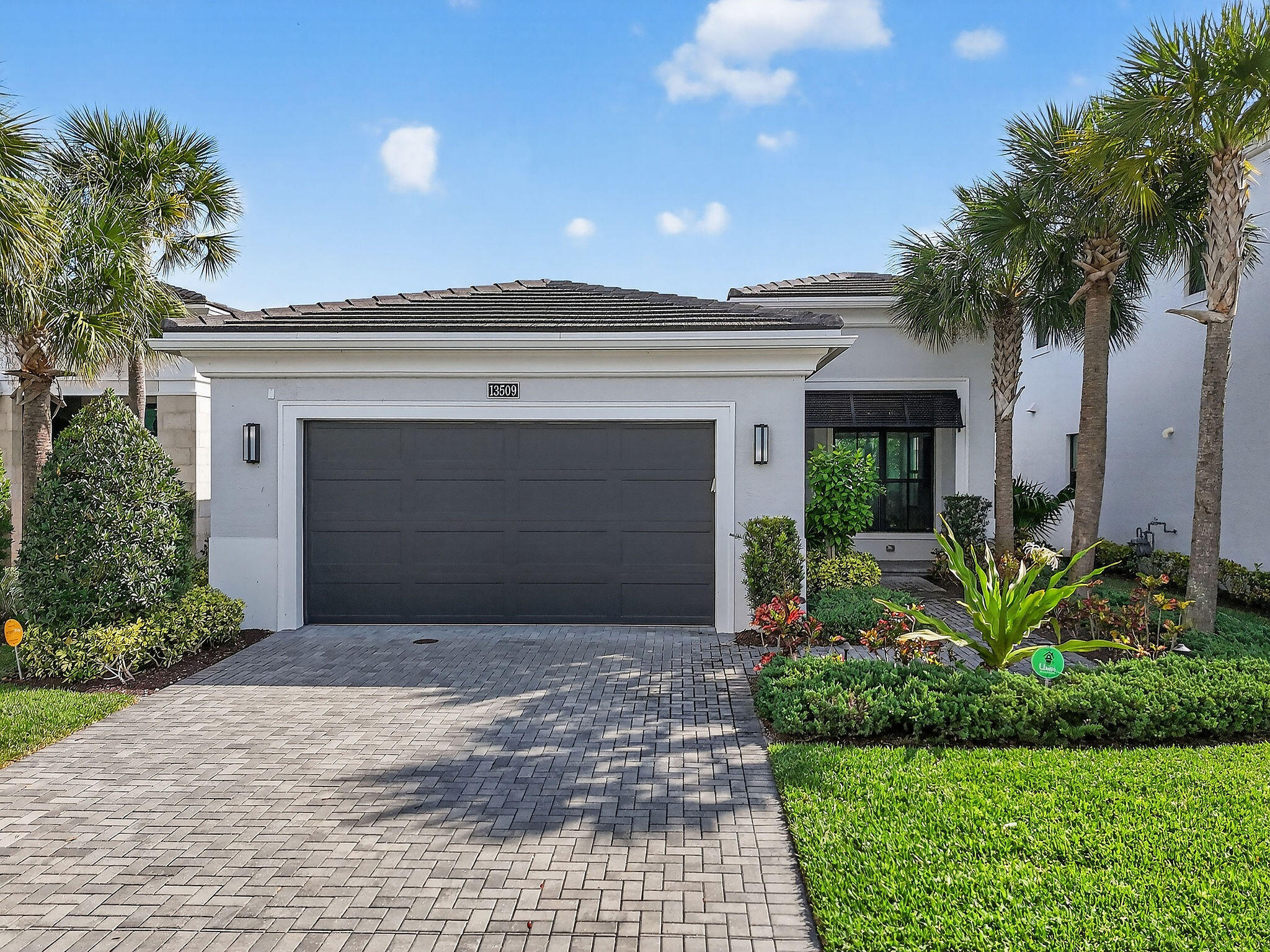 13509 Artisan Circle