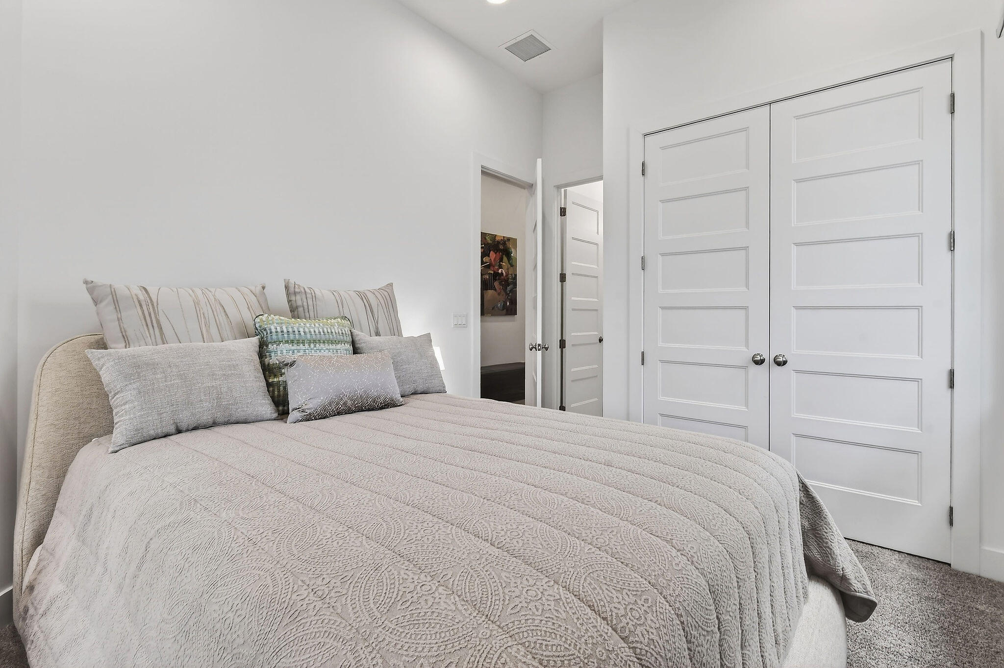 13509 Artisan Circle