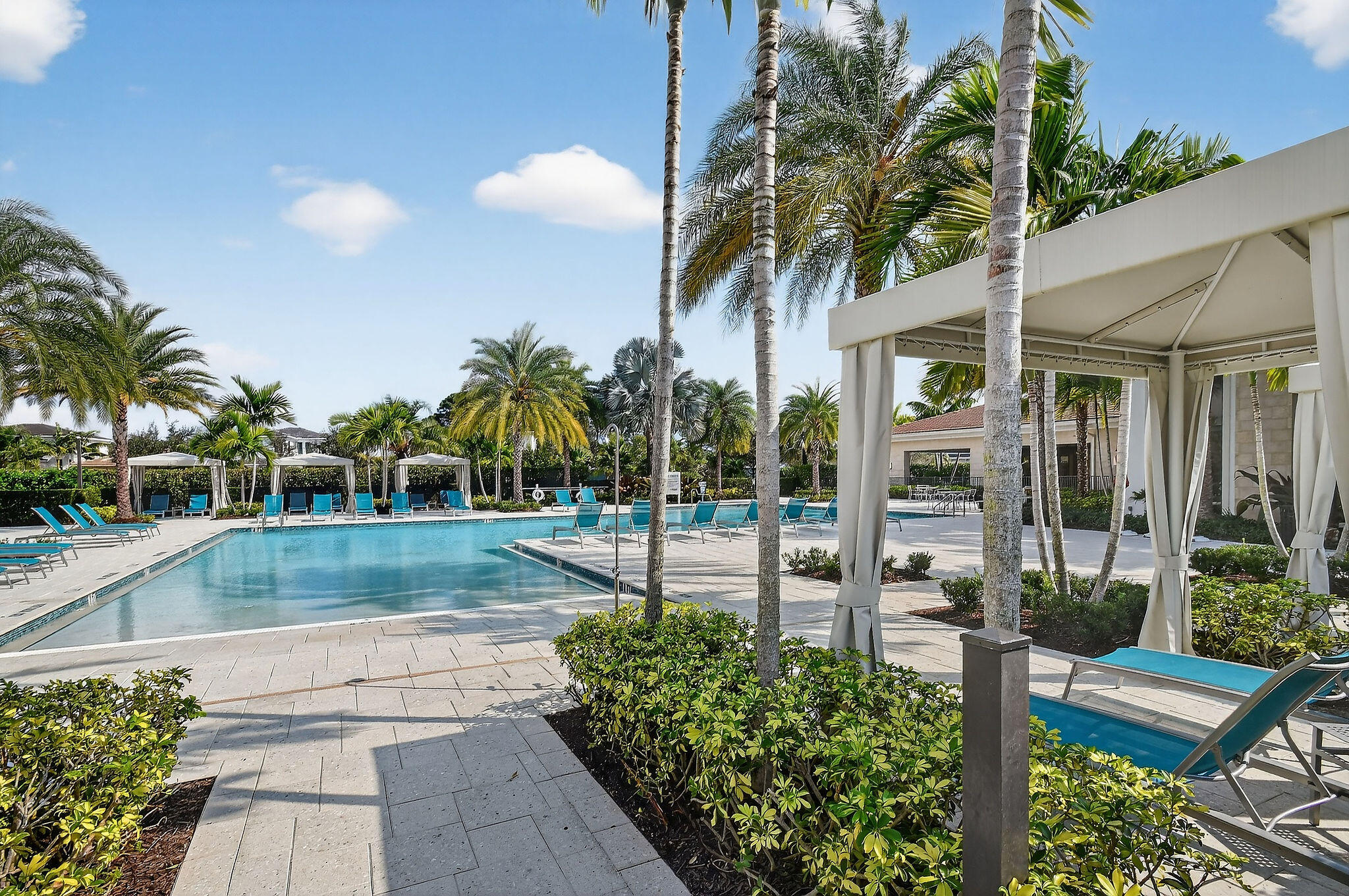 13509 Artisan Circle