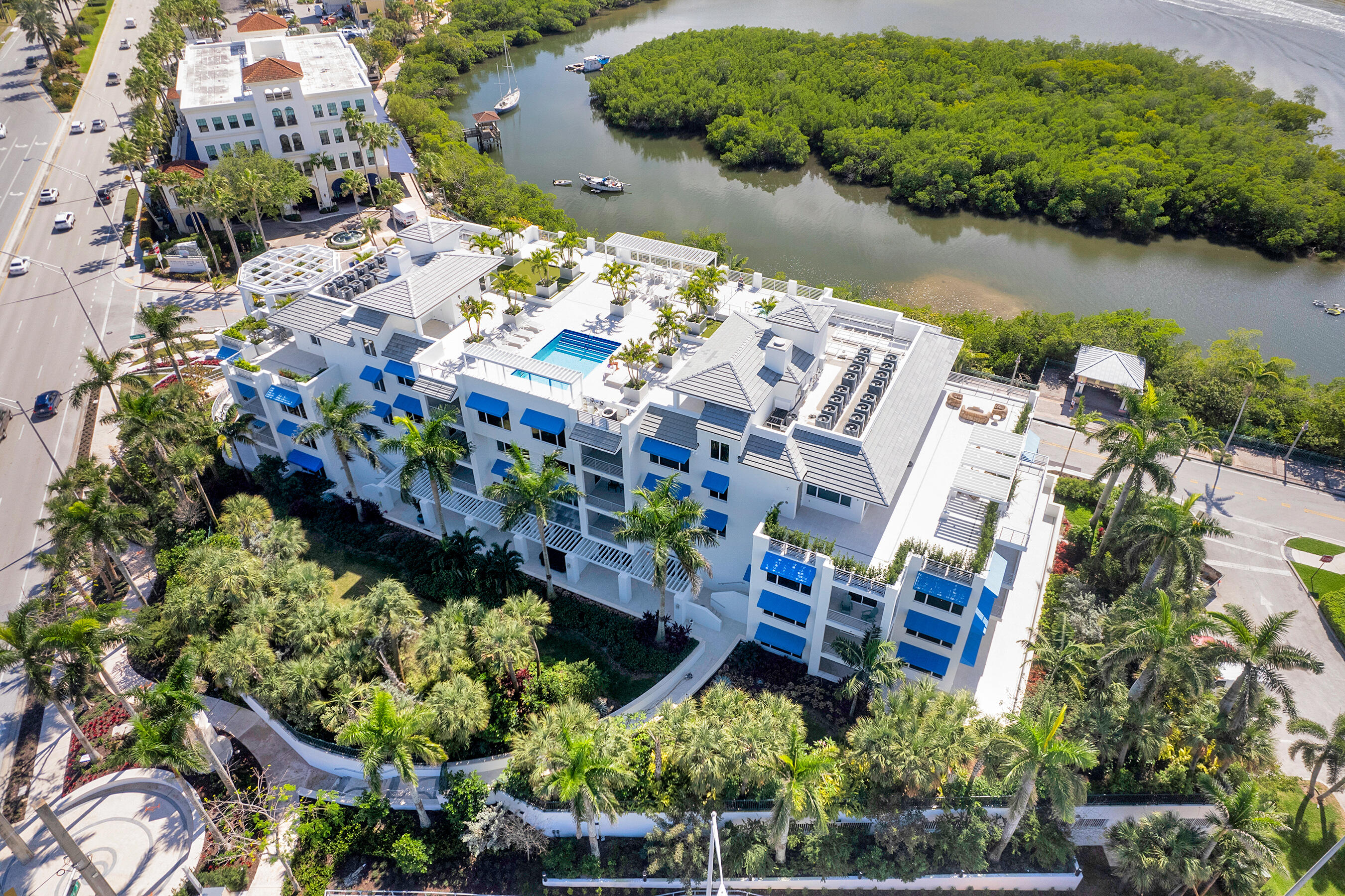 1 S Coastal Way 0205