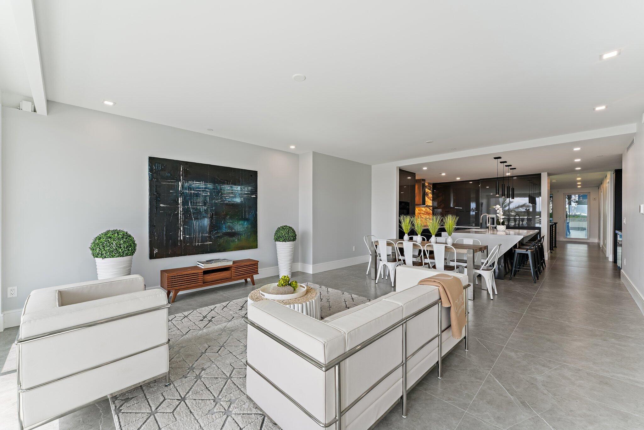 1 S Coastal Way 0205