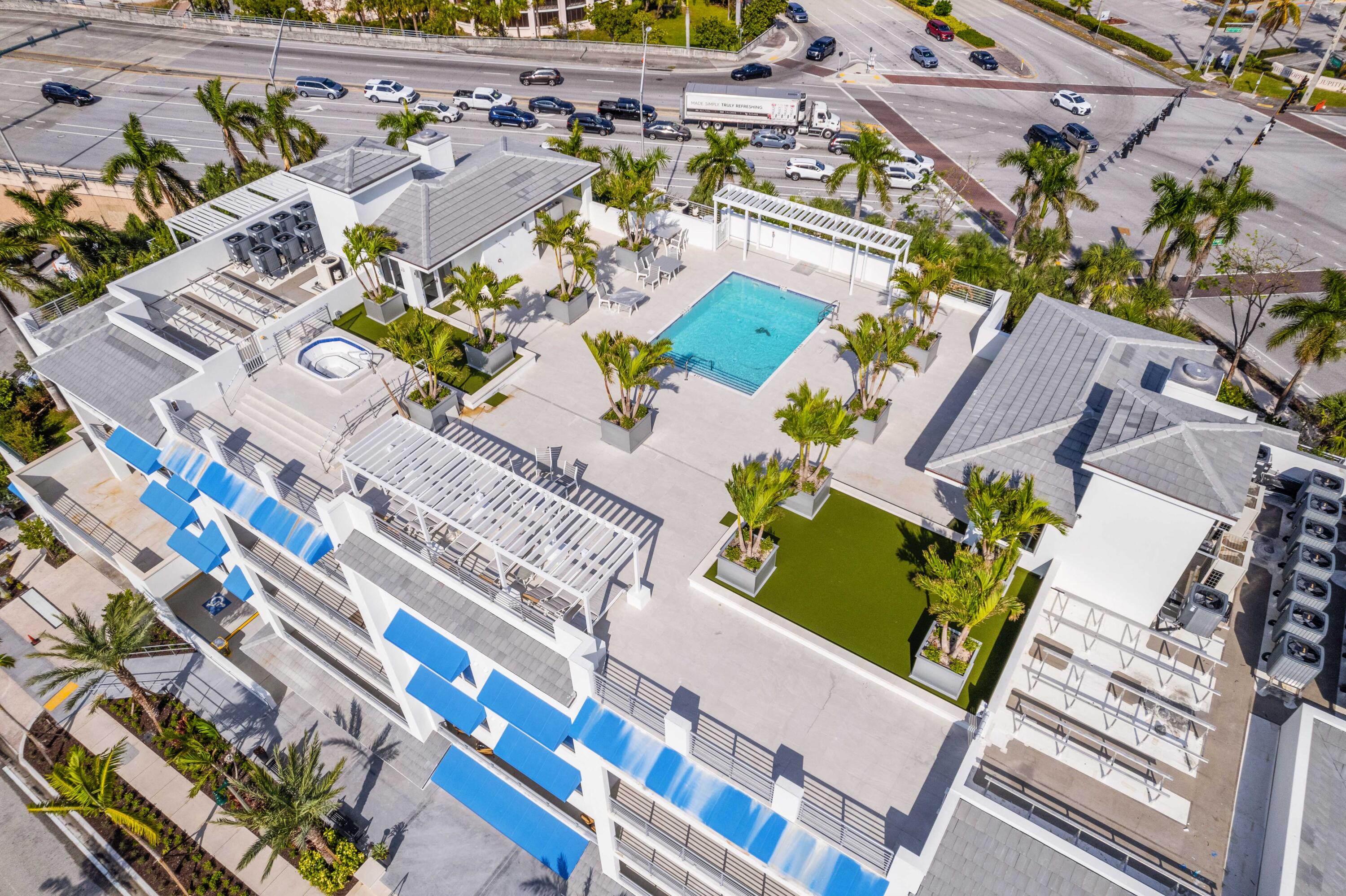 1 S Coastal Way 0205