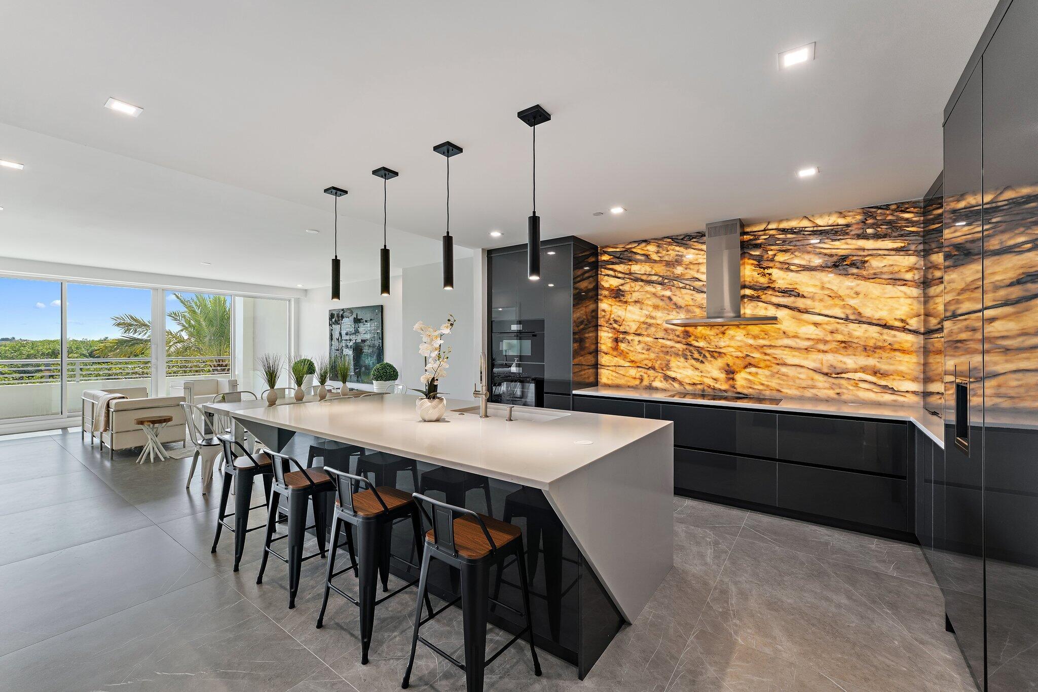 1 S Coastal Way 0205