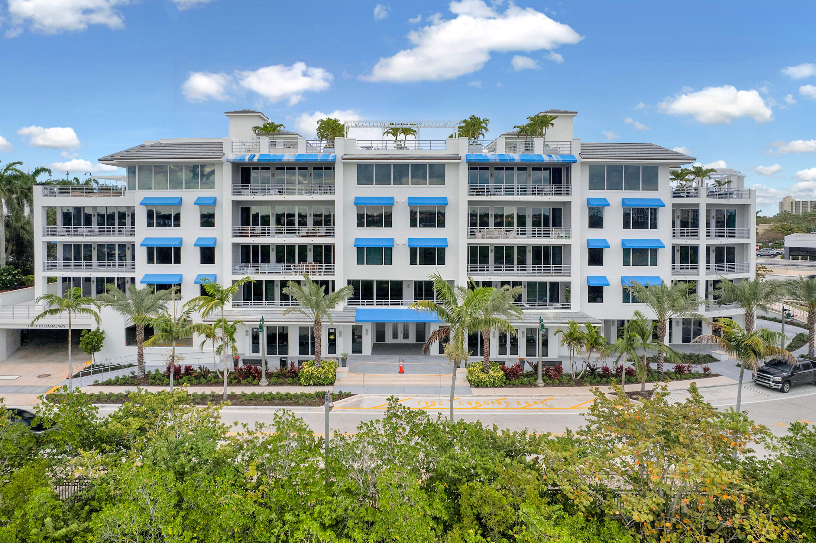 1 S Coastal Way 0205